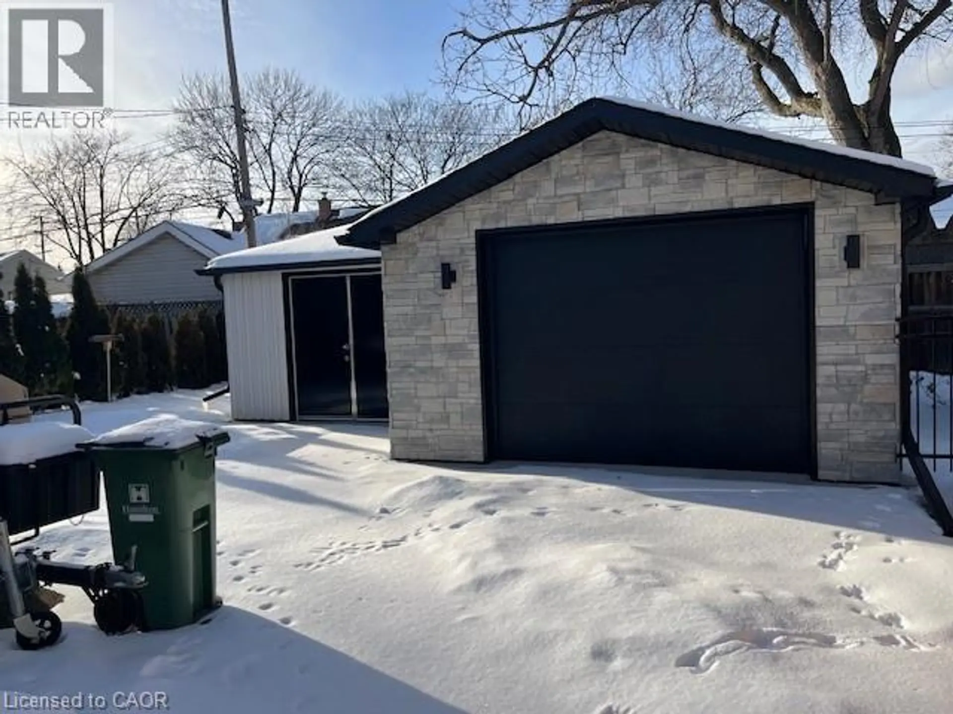 271 JULIAN AVENUE - Image 14