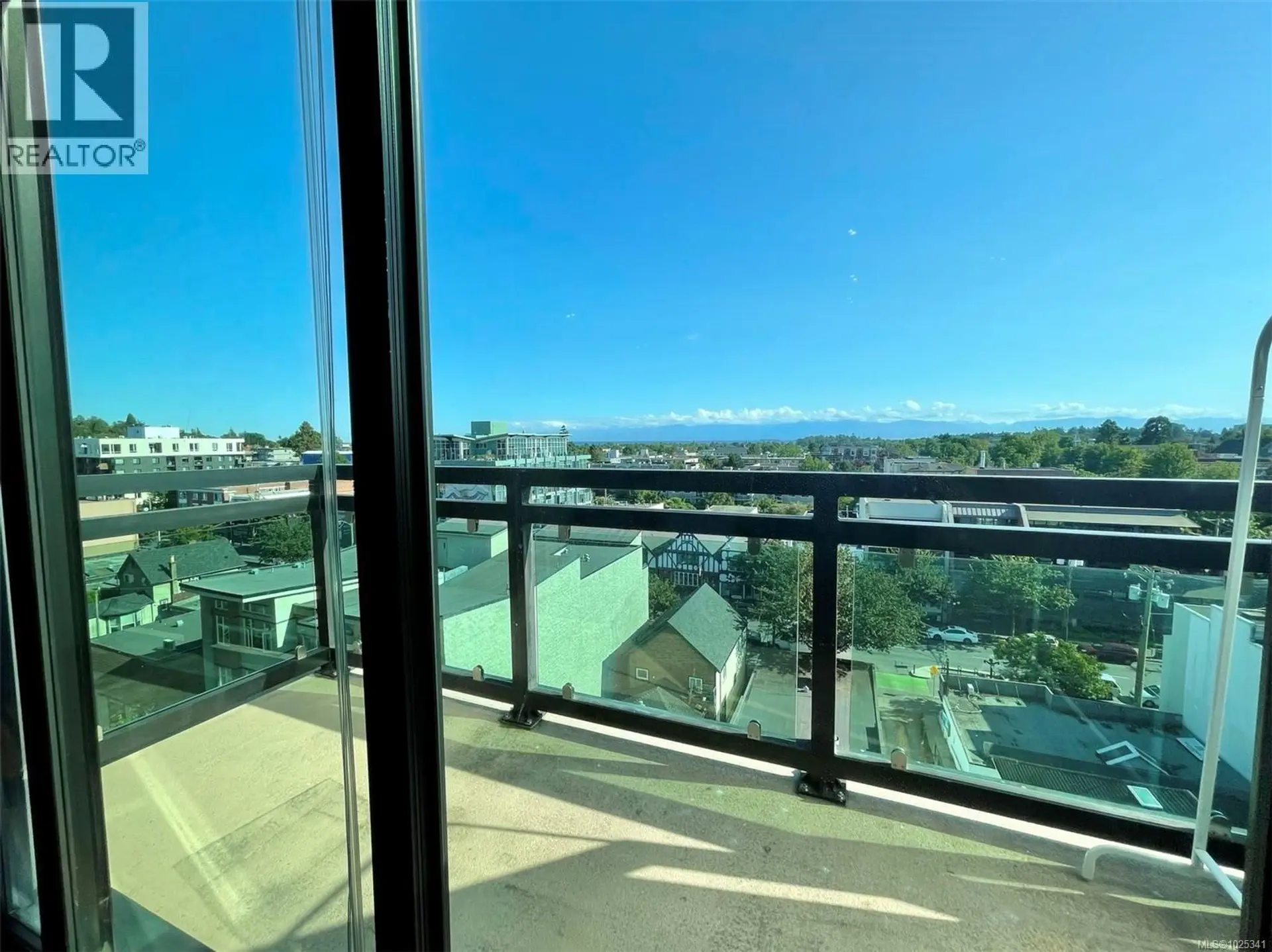 Property at #818 1029 VIEW ST, Victoria, BC