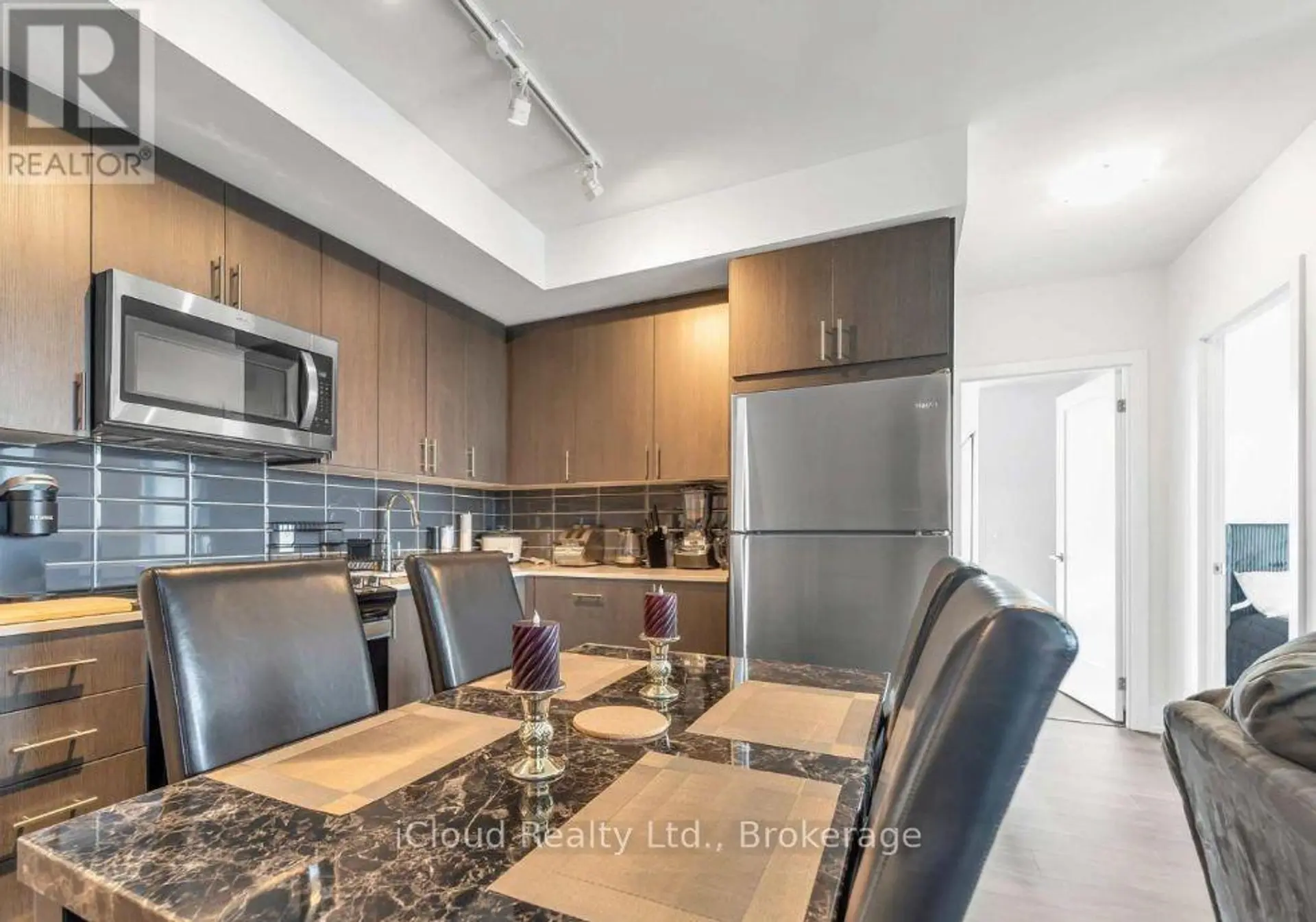 #1917 2550 SIMCOE STREET N - Image 3