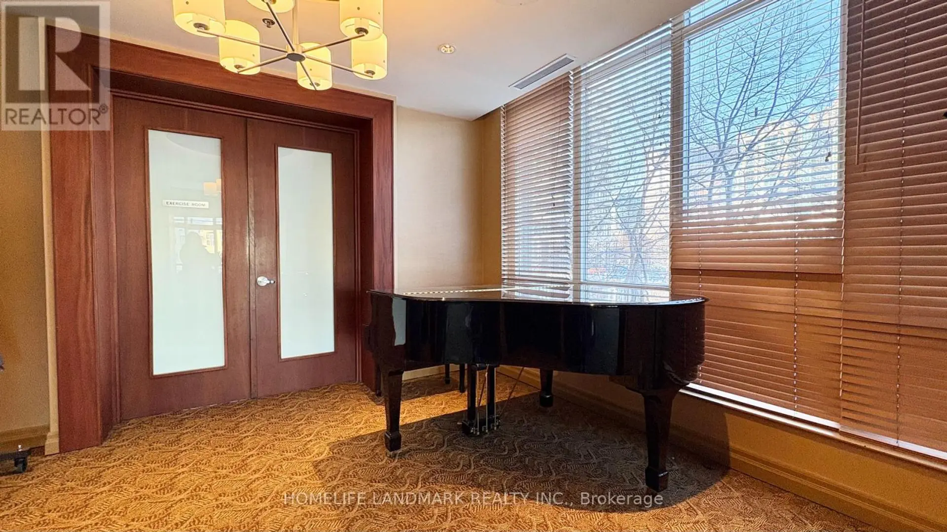 #1015 60 BYNG AVENUE - Image 19