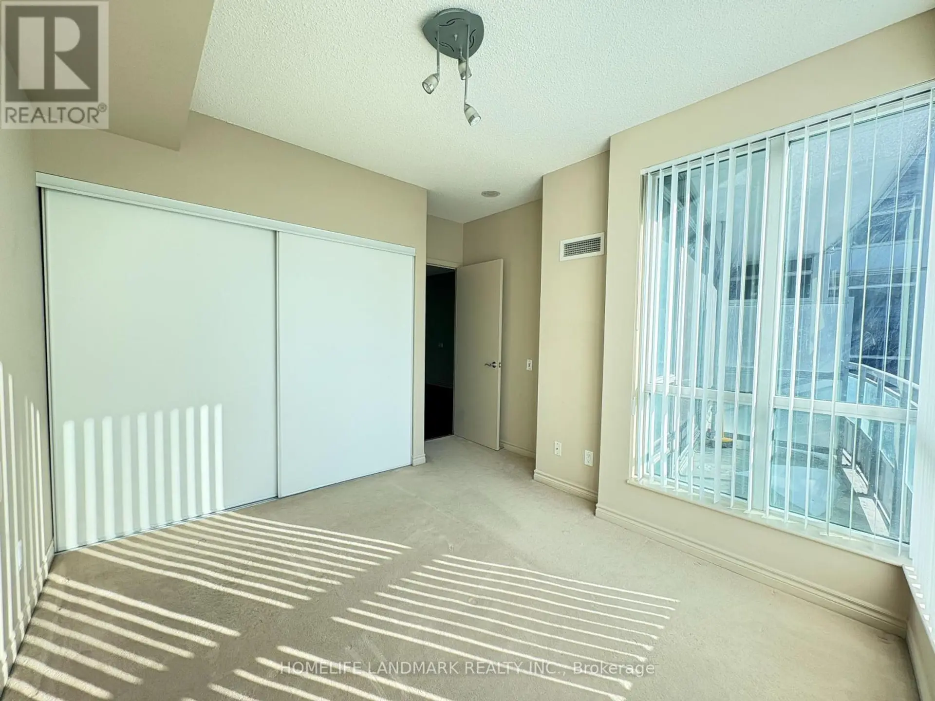 #1015 60 BYNG AVENUE - Image 5