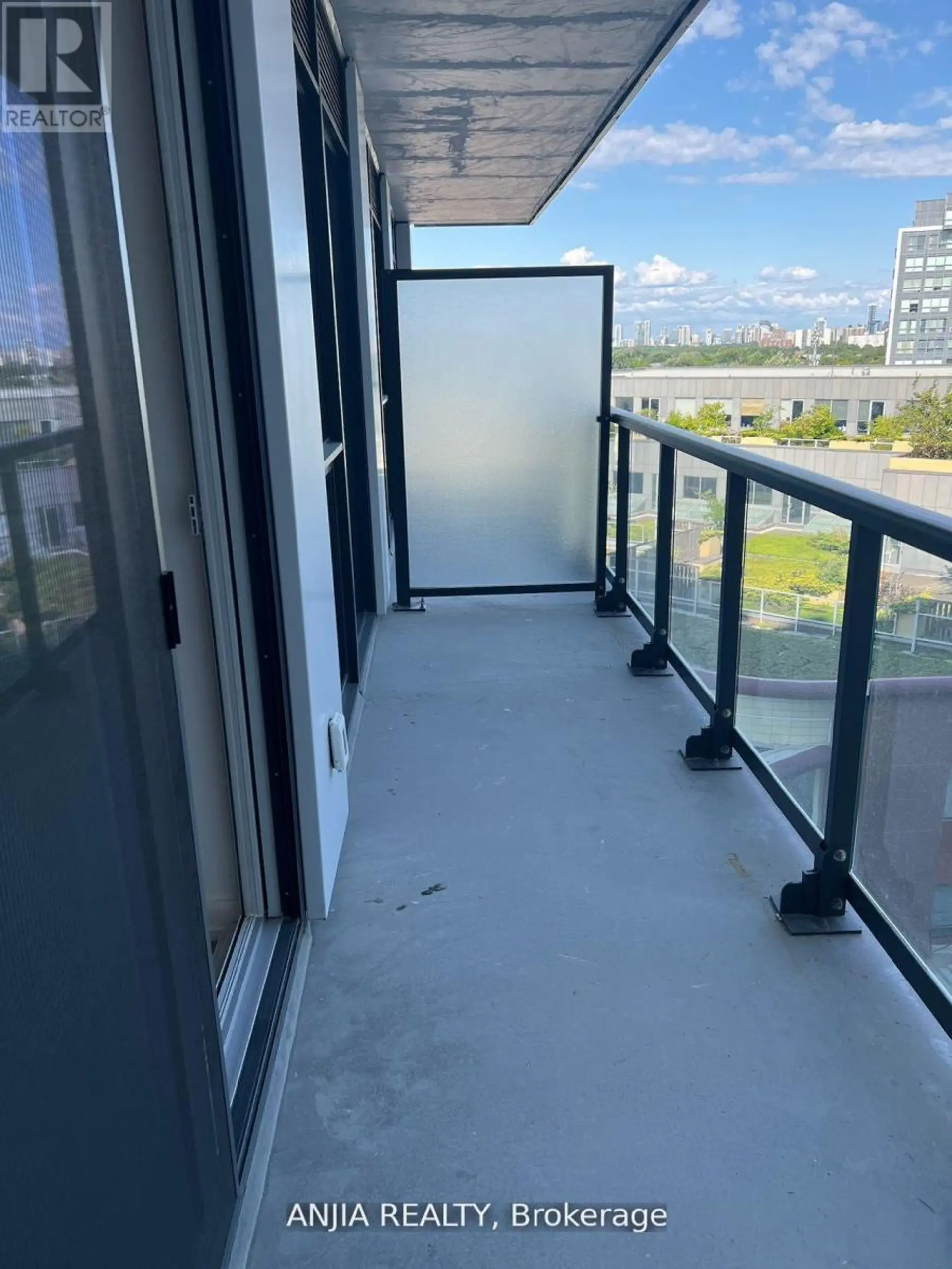#932 1100 SHEPPARD AVENUE W - Image 10