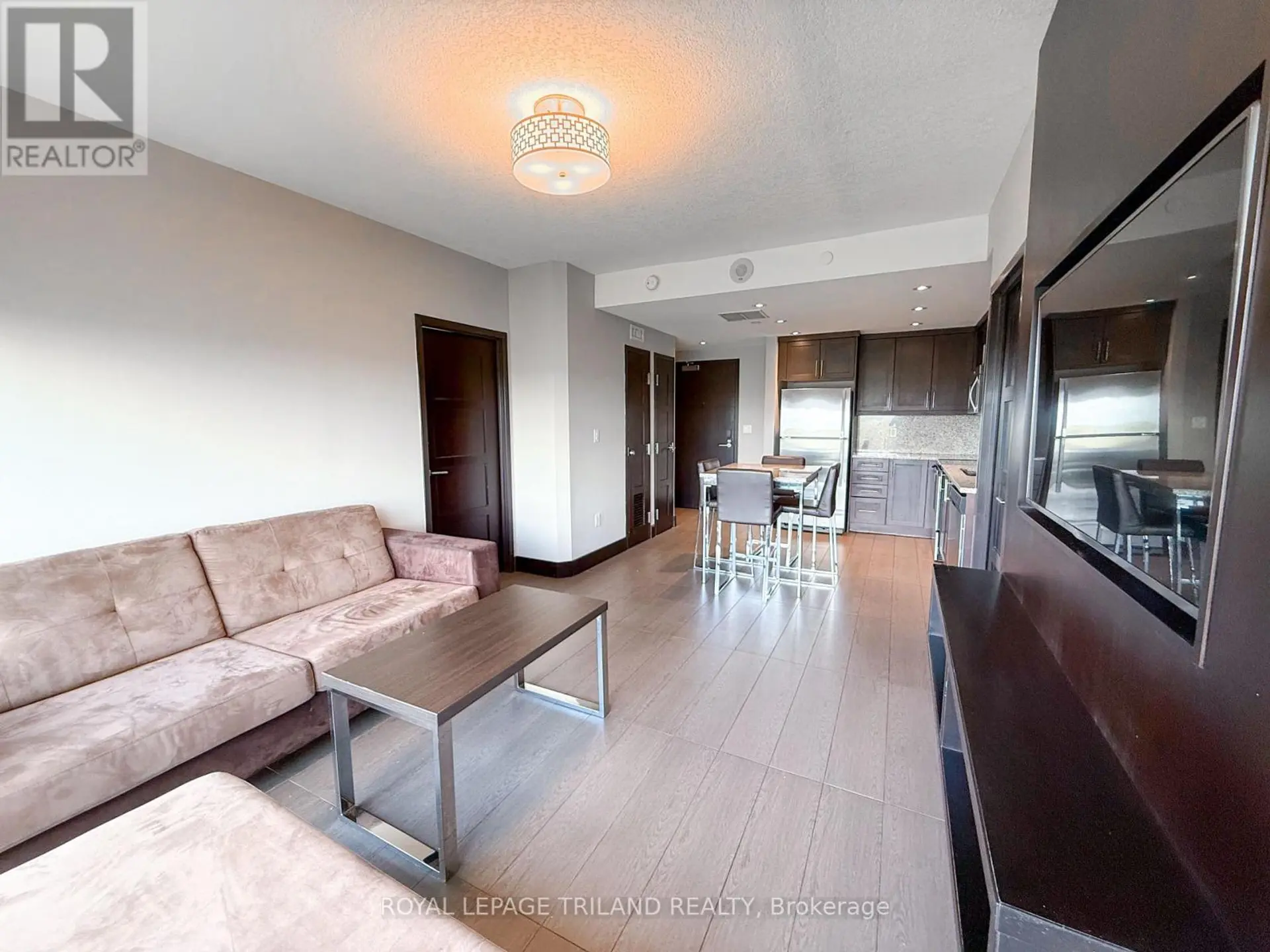 #1116 1235 RICHMOND STREET - Image 7