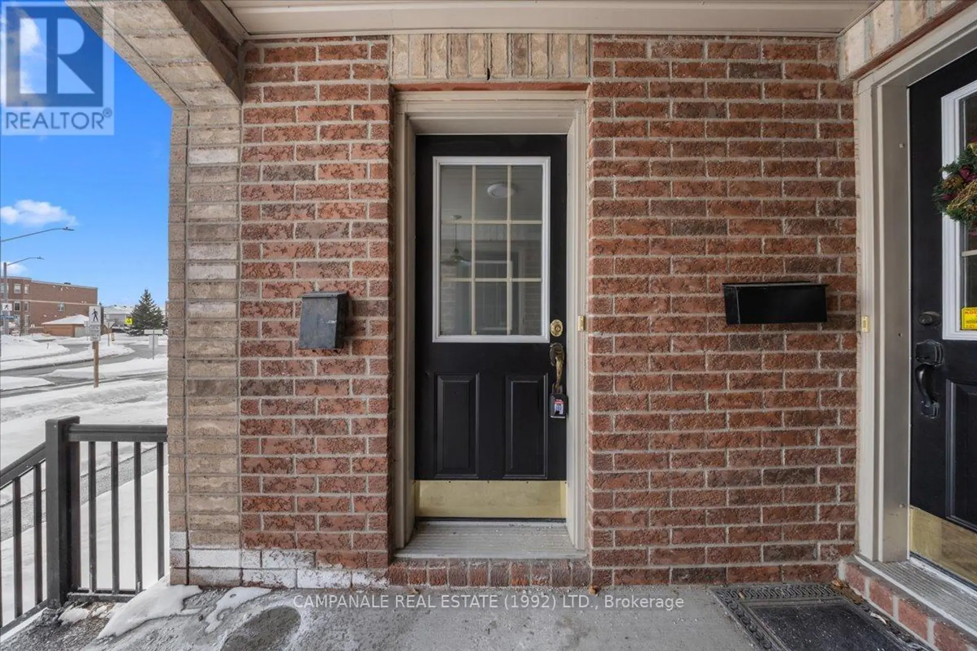 831 LONGFIELDS DRIVE - Image 2