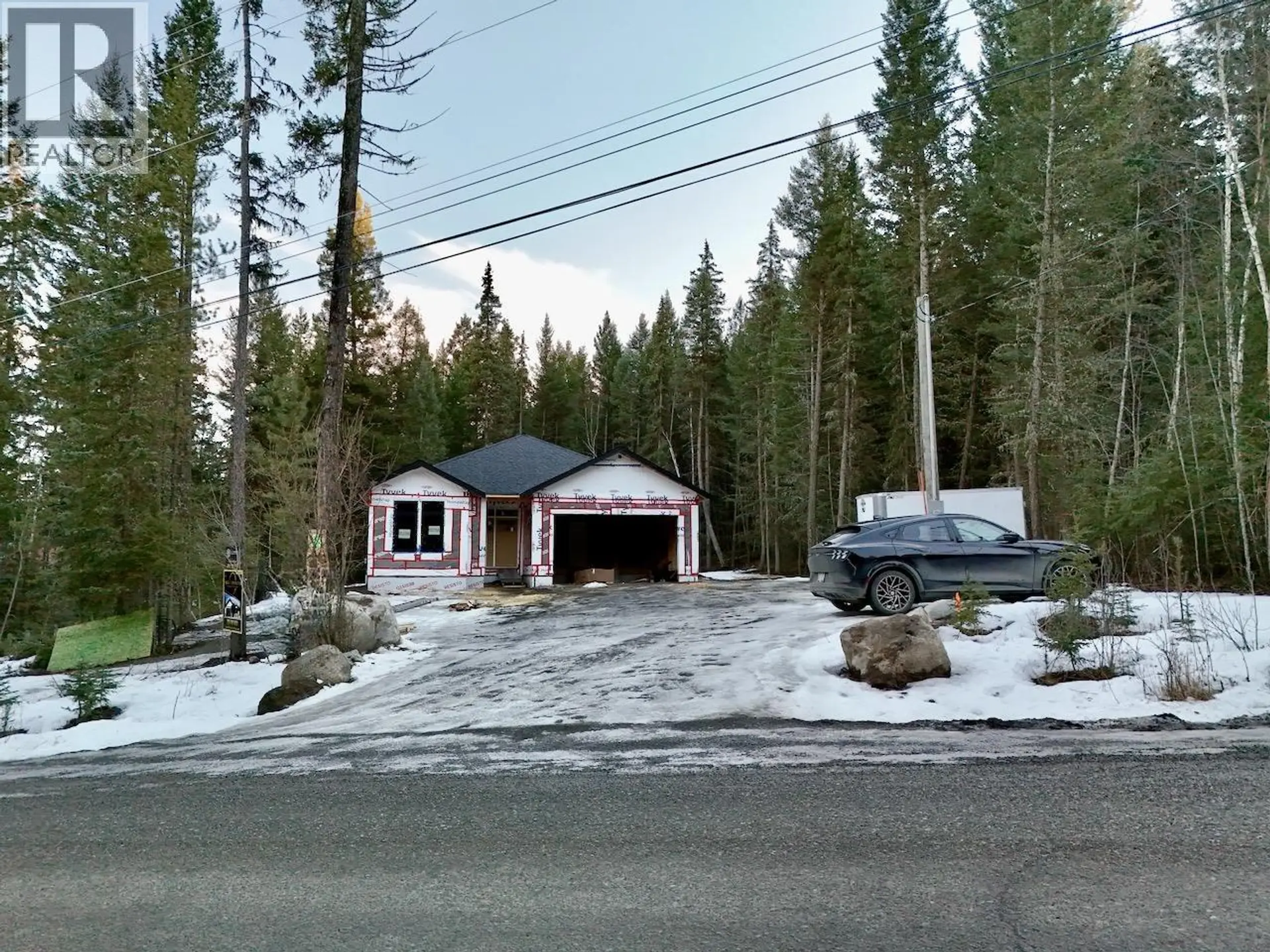Property at 5336 THOMPSON ROAD, 108 Mile Ranch, BC