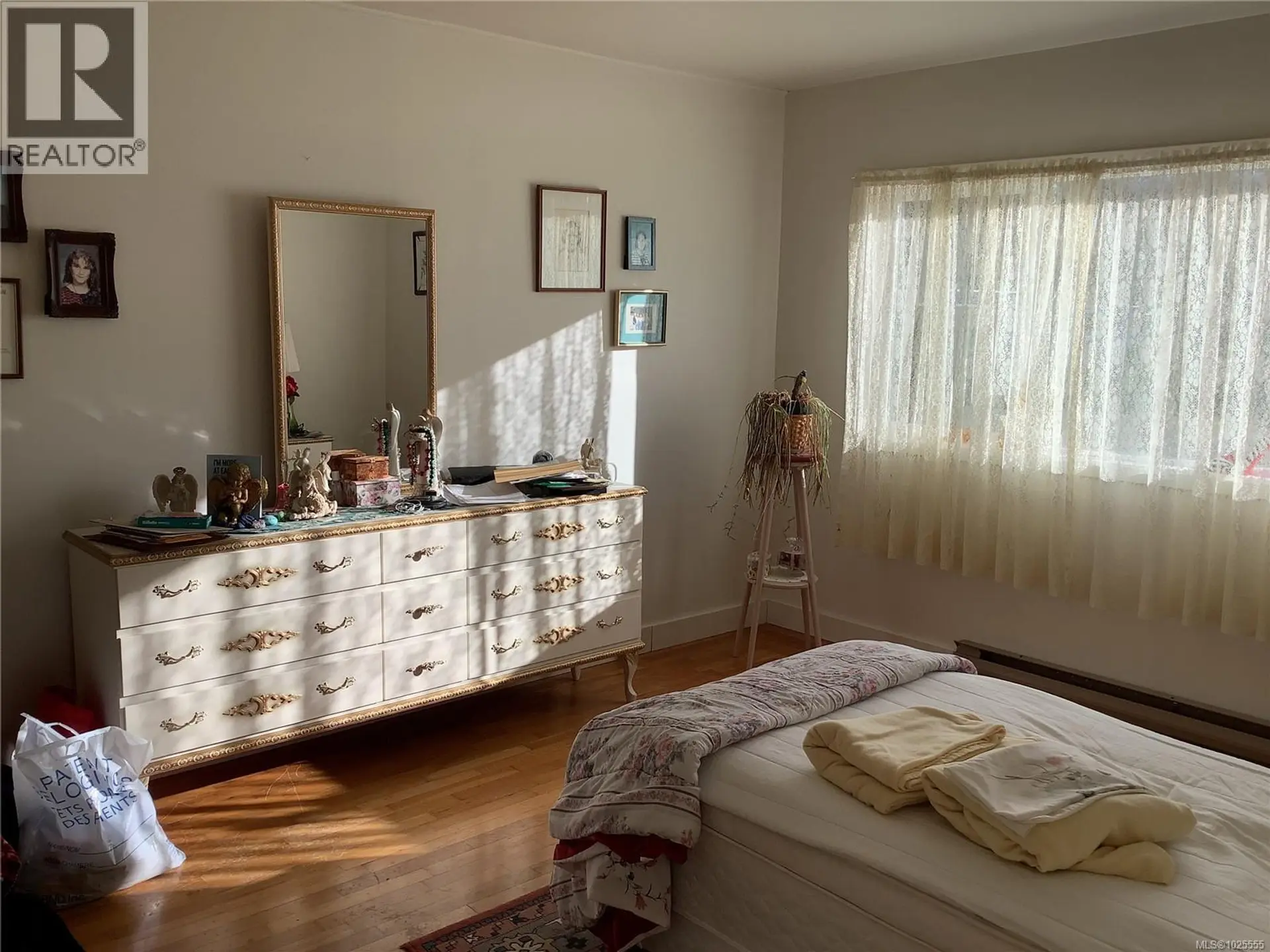 Property at 220 17TH AVE, Sointula, BC