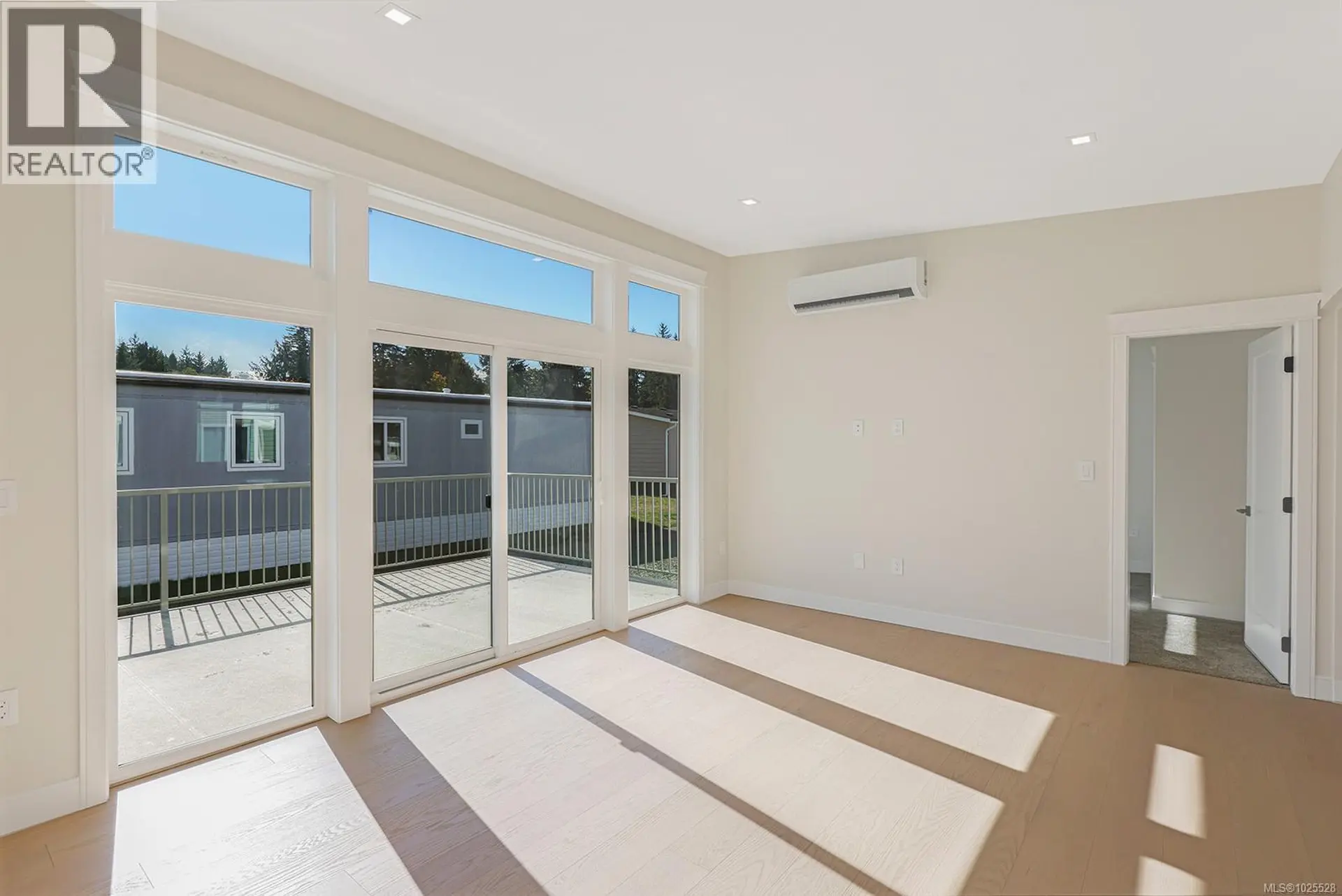 Property at #16 1240 WILKINSON RD, Comox, BC