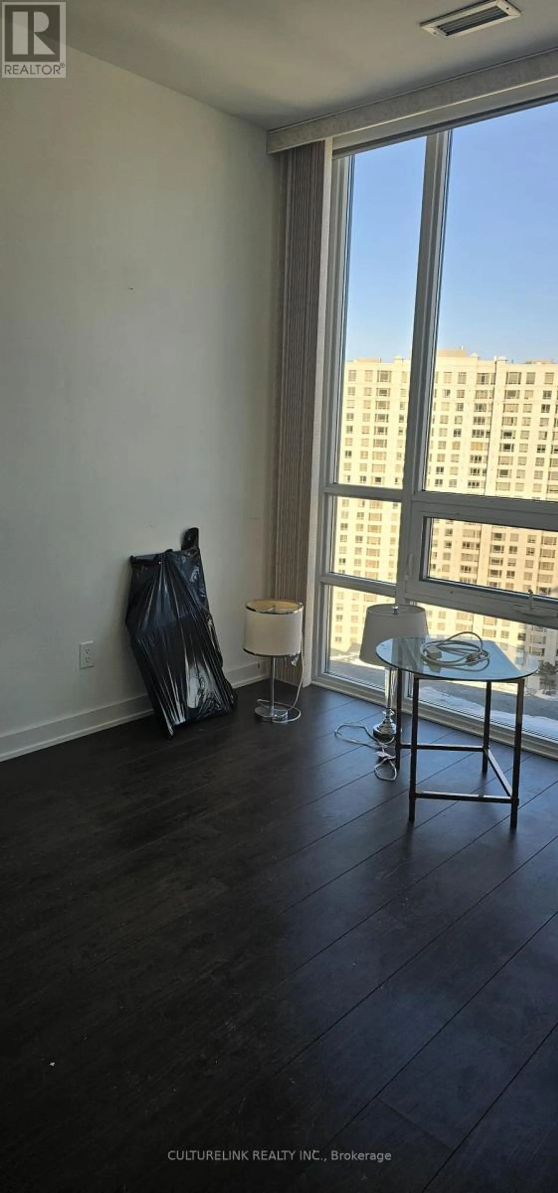 #2010 185 BONIS AVENUE - Image 10