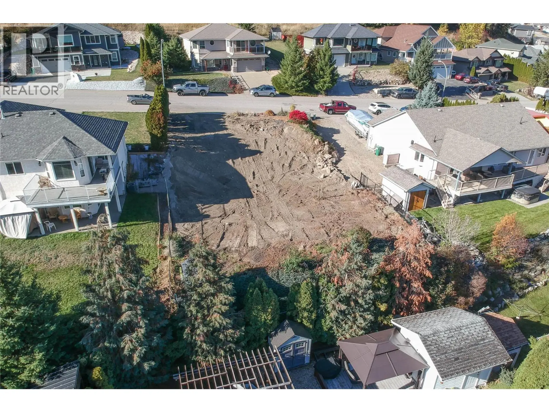 Property at 2023 MOUNTAIN VIEW AVENUE, Lumby, BC