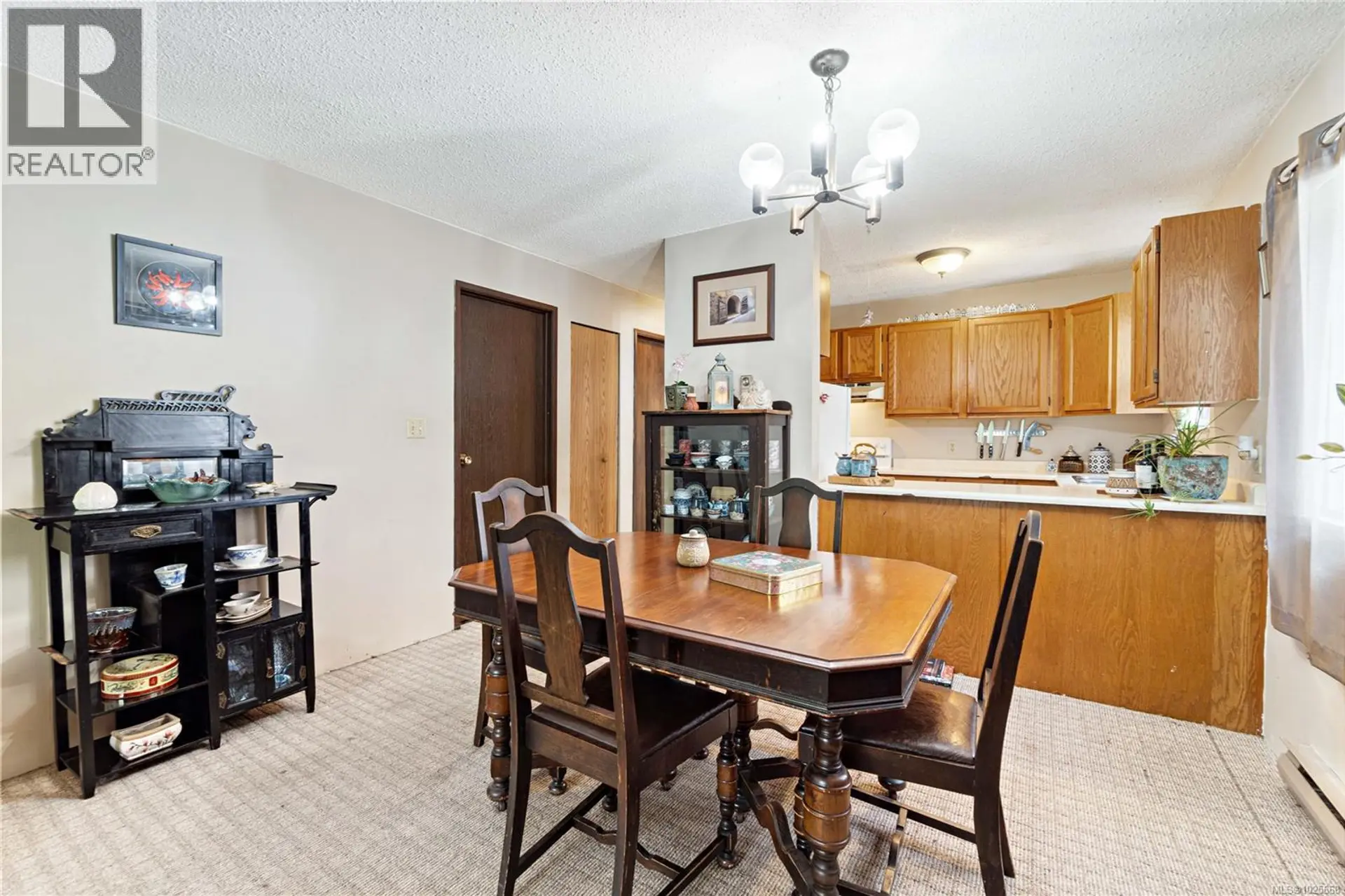 Property at #16 211 BUTTERTUBS PL, Nanaimo, BC