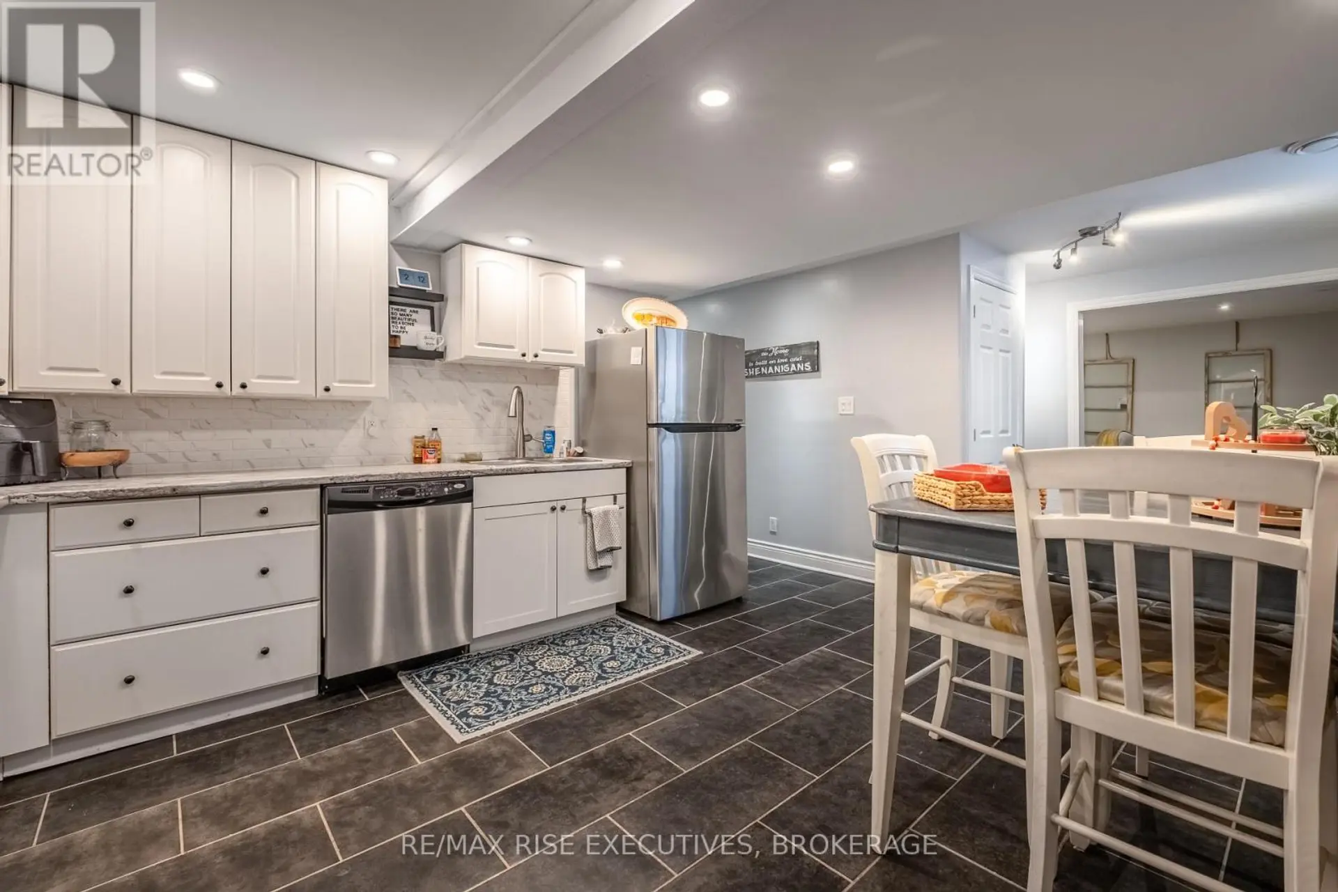 1388 OTTAWA STREET - Image 5