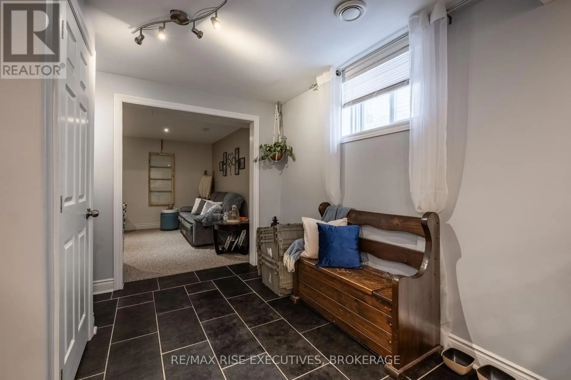 1388 OTTAWA STREET - Image 6