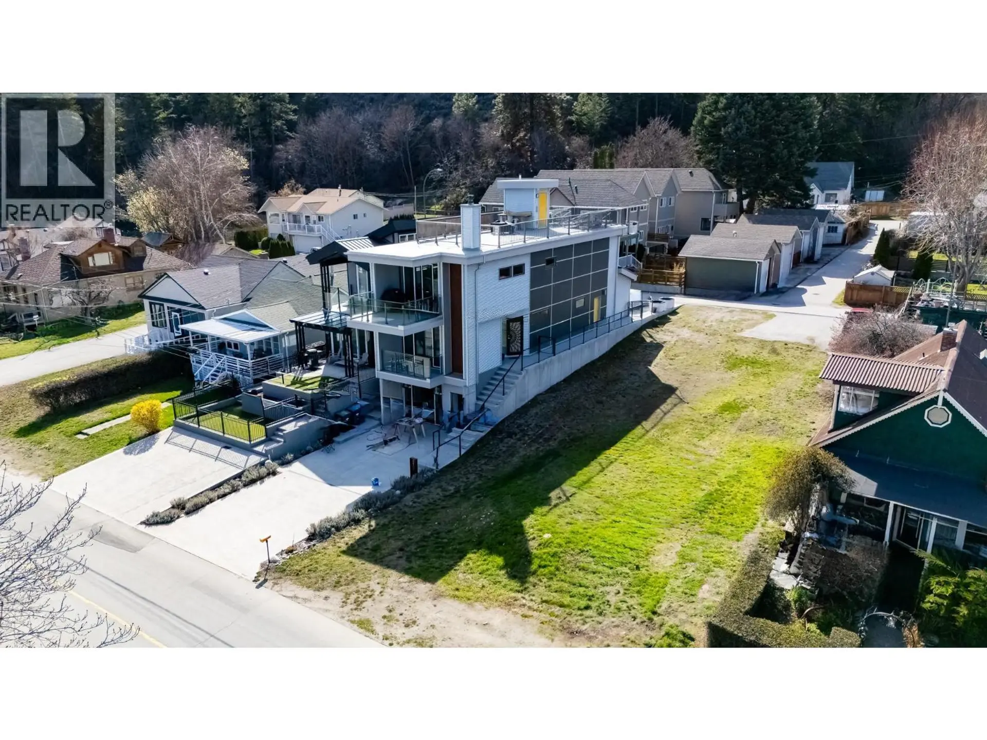 Property at 12210 LAKESHORE DRIVE S, Summerland, BC