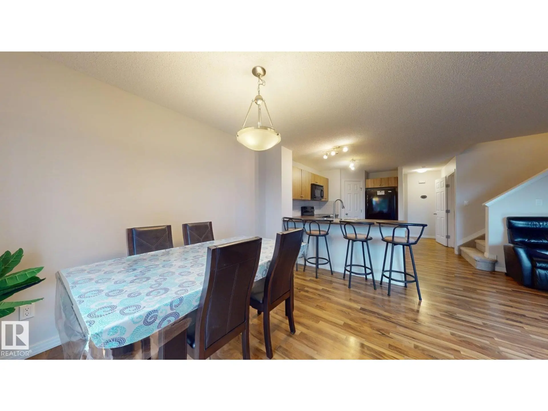 1030 177A ST SW - Image 10