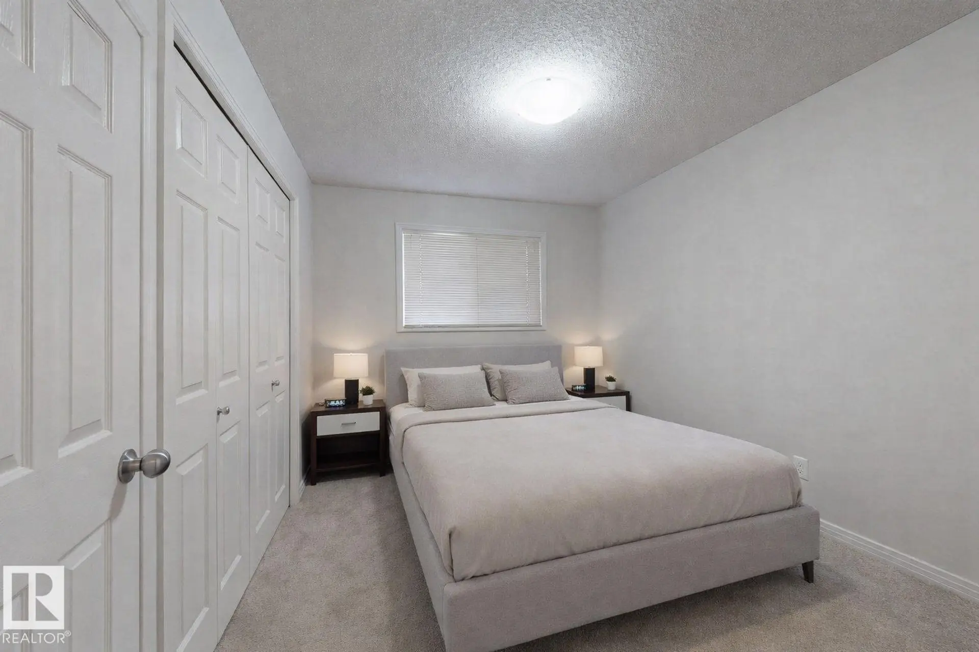 1030 177A ST SW - Image 15