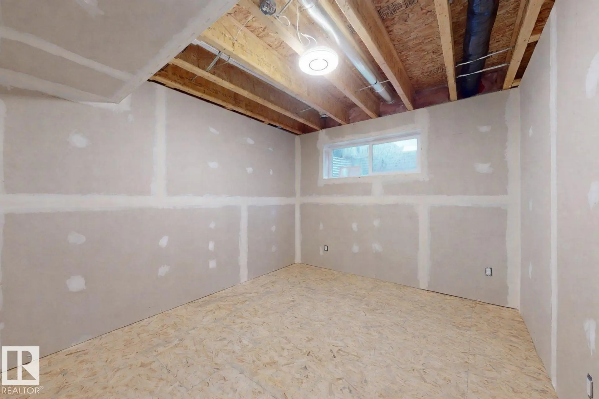 1030 177A ST SW - Image 18