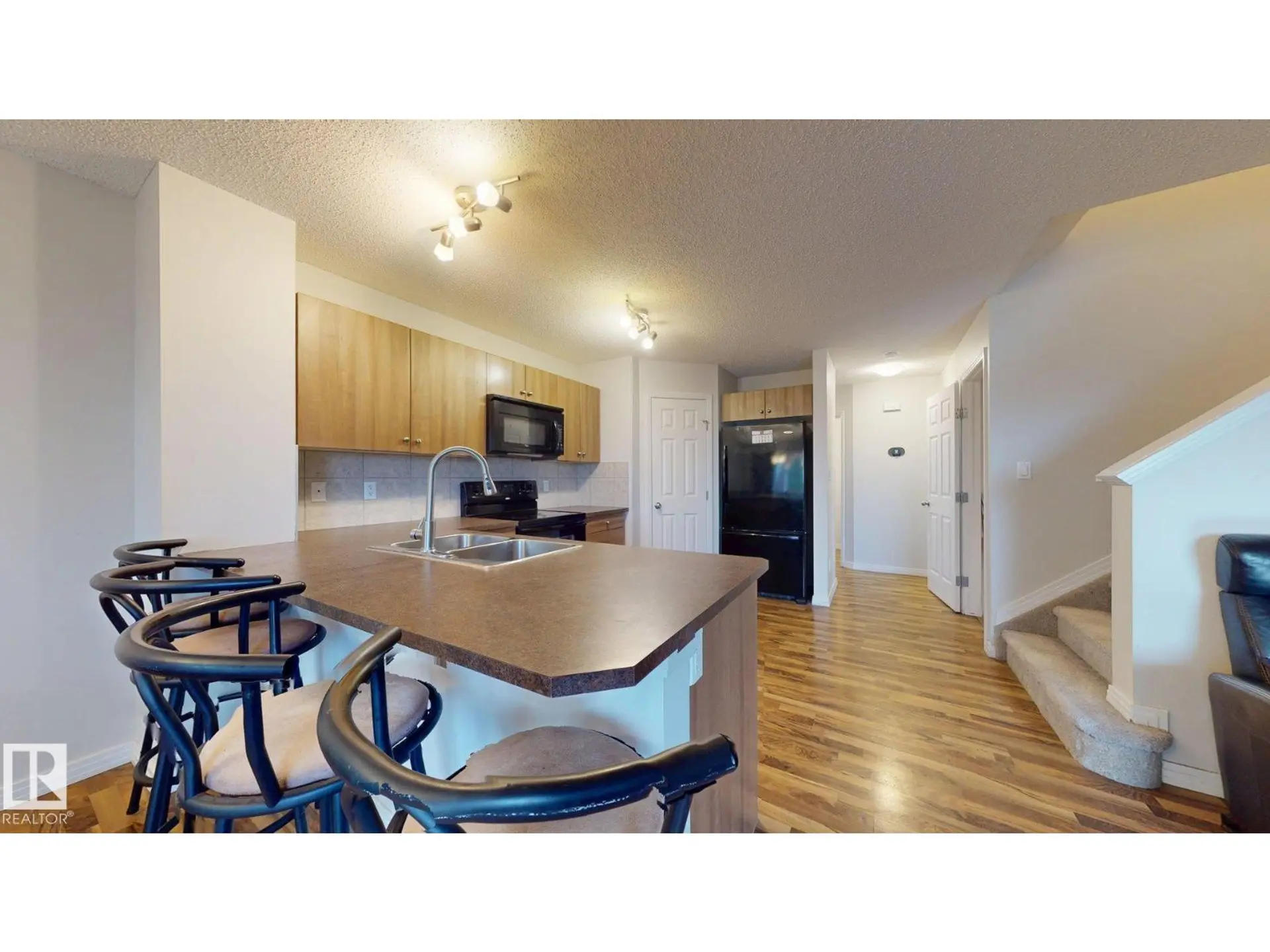 1030 177A ST SW - Image 9