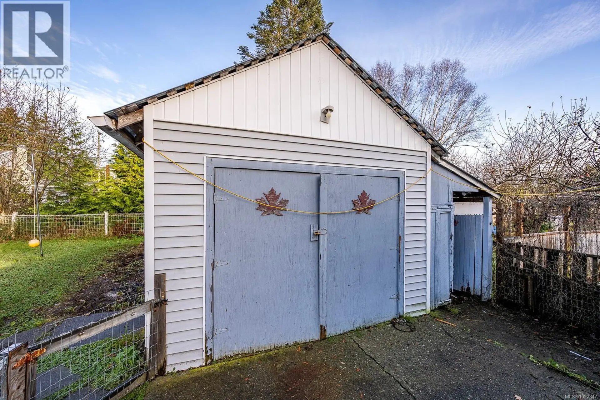Property at 2114 MCKENZIE AVE, Comox, BC