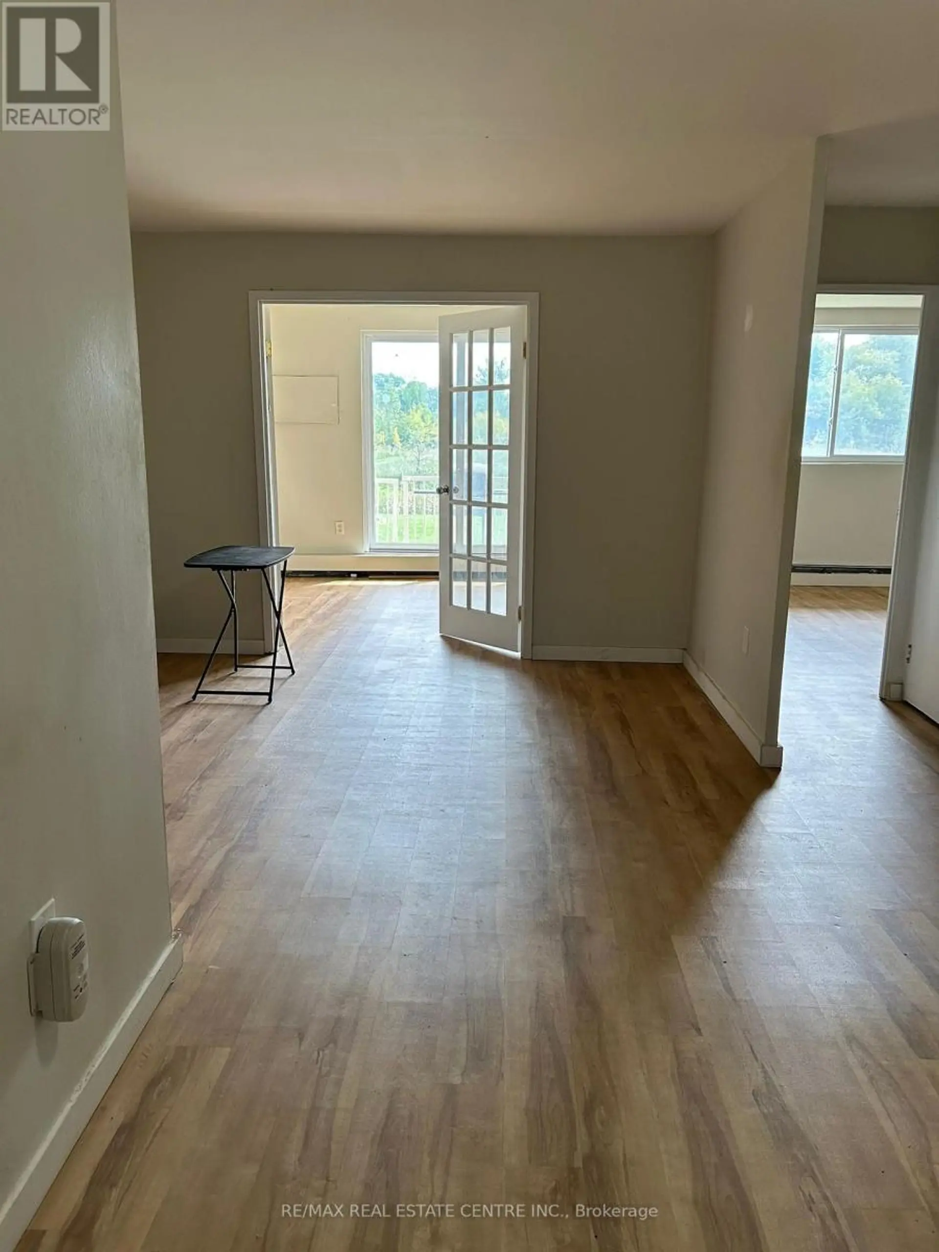 #103 573 MORNINGTON AVENUE - Image 7
