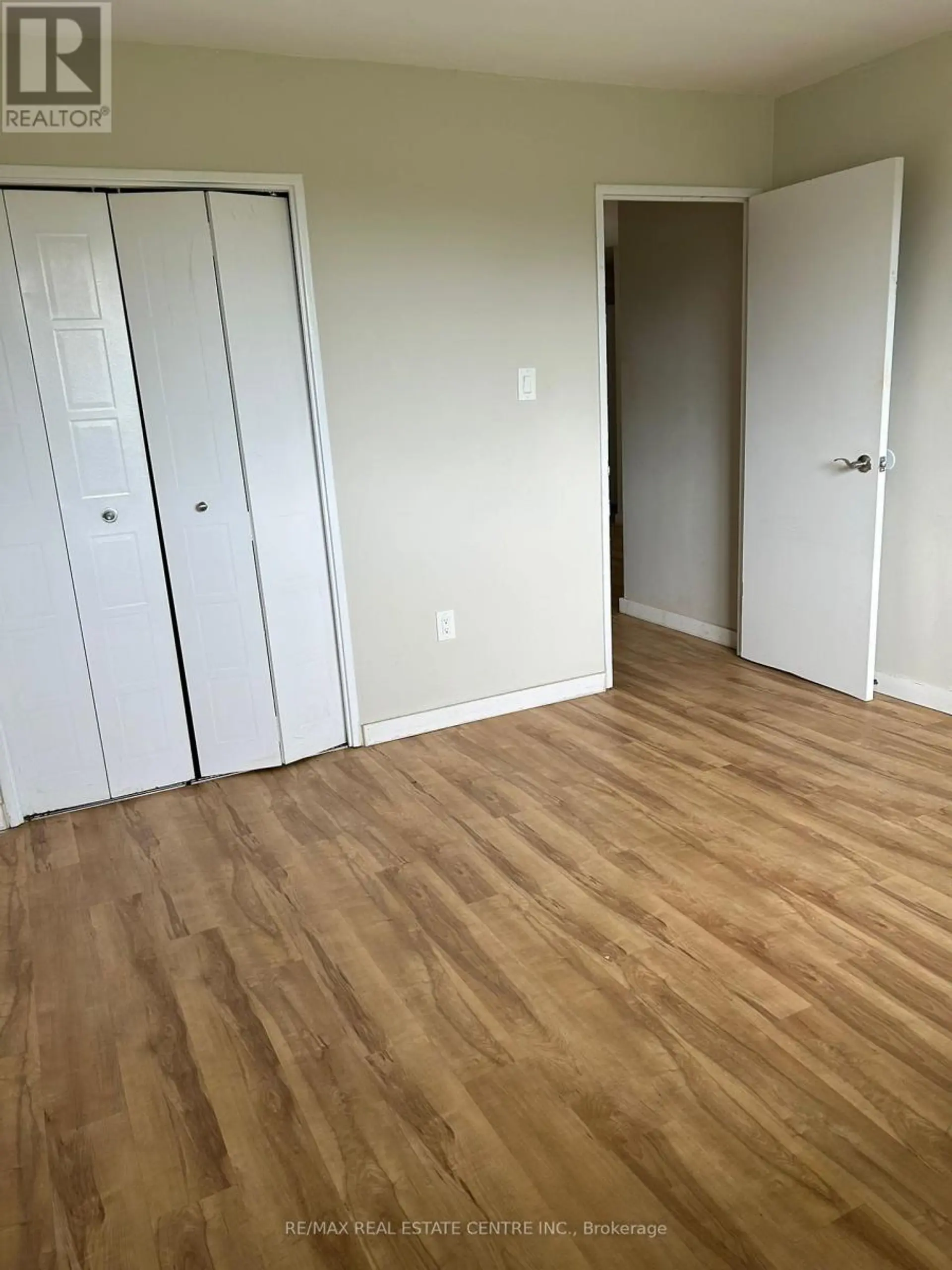 #103 573 MORNINGTON AVENUE - Image 4