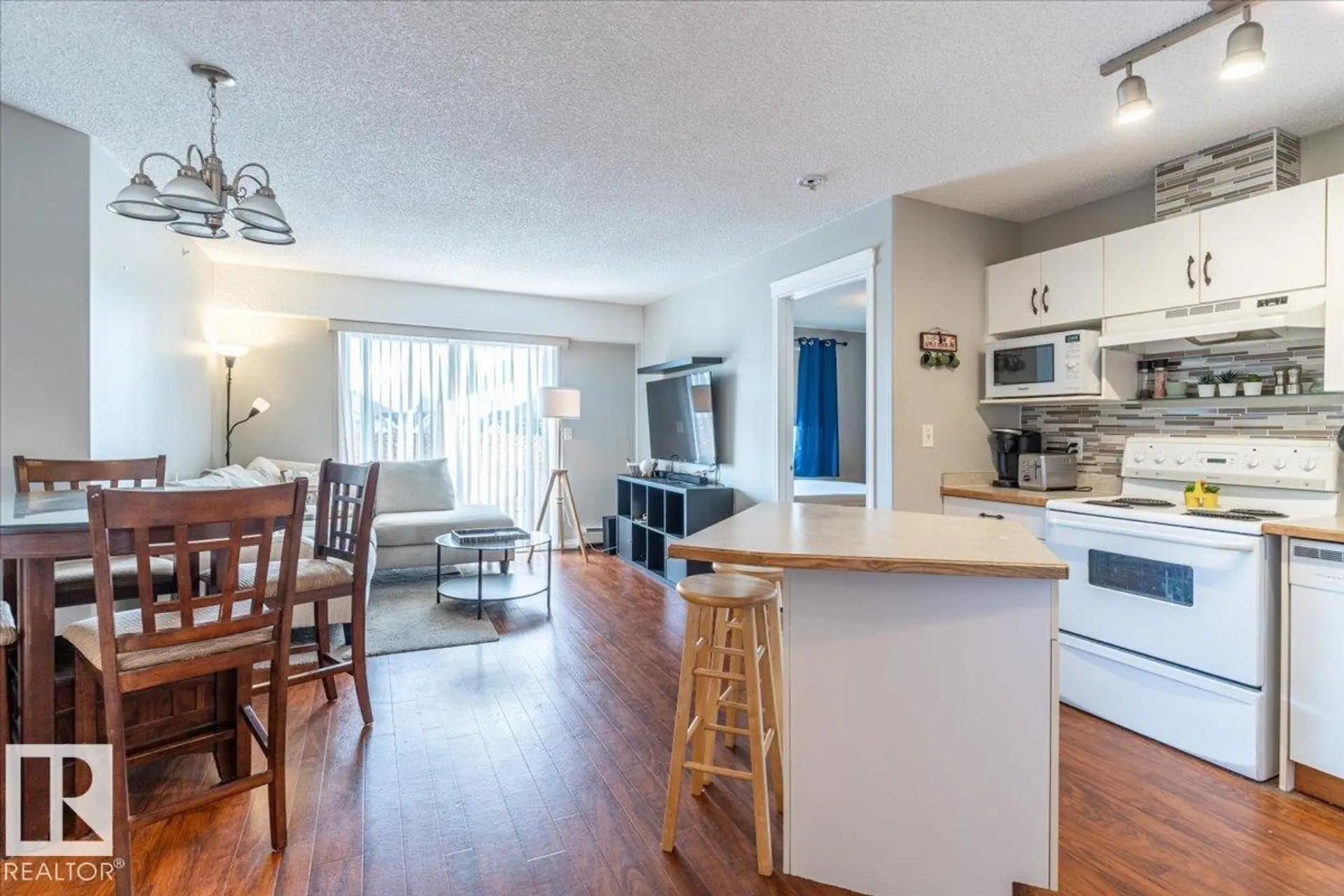 #523 10535 122 ST NW NW - Image 1
