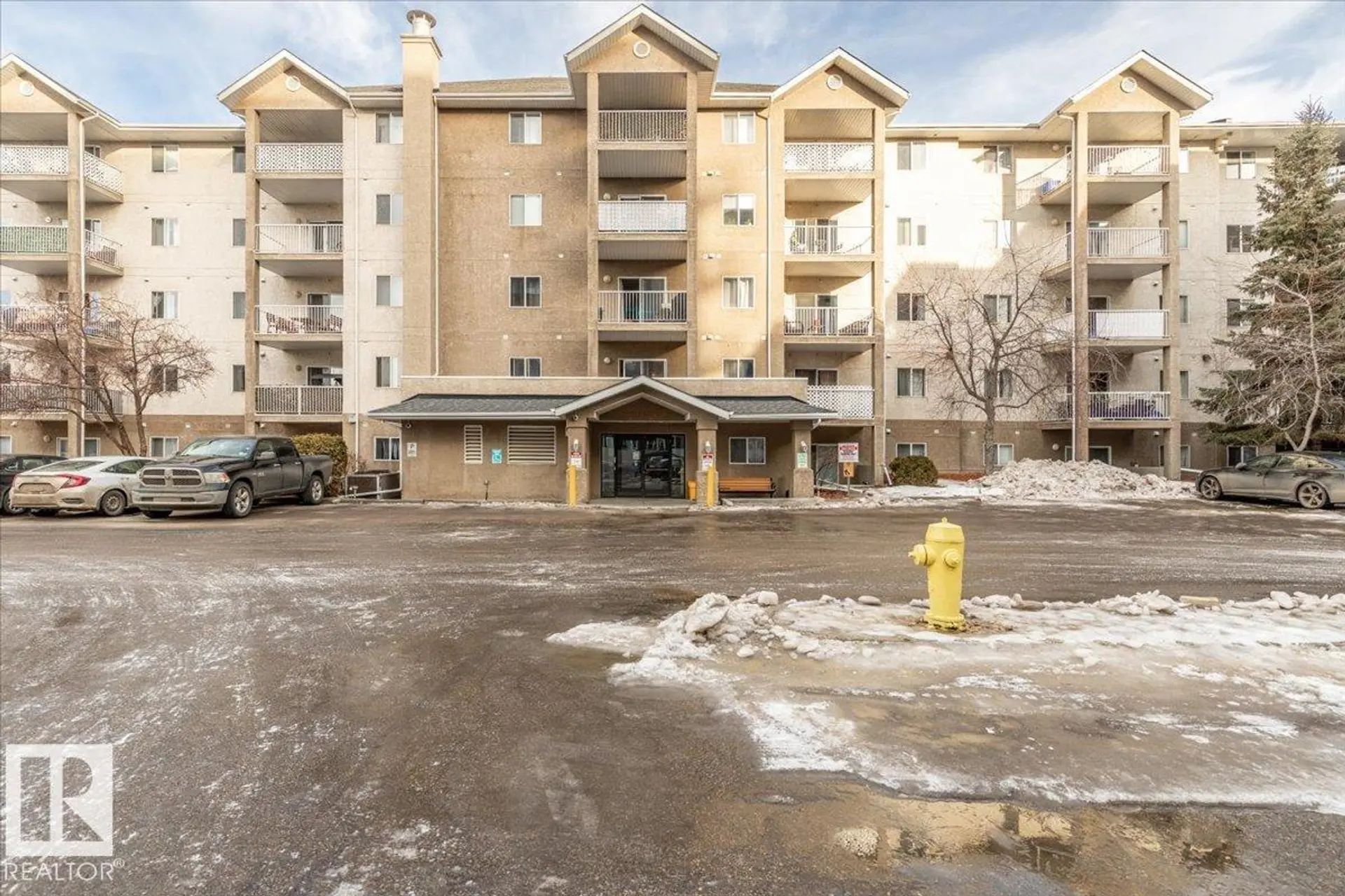 #523 10535 122 ST NW NW - Image 2
