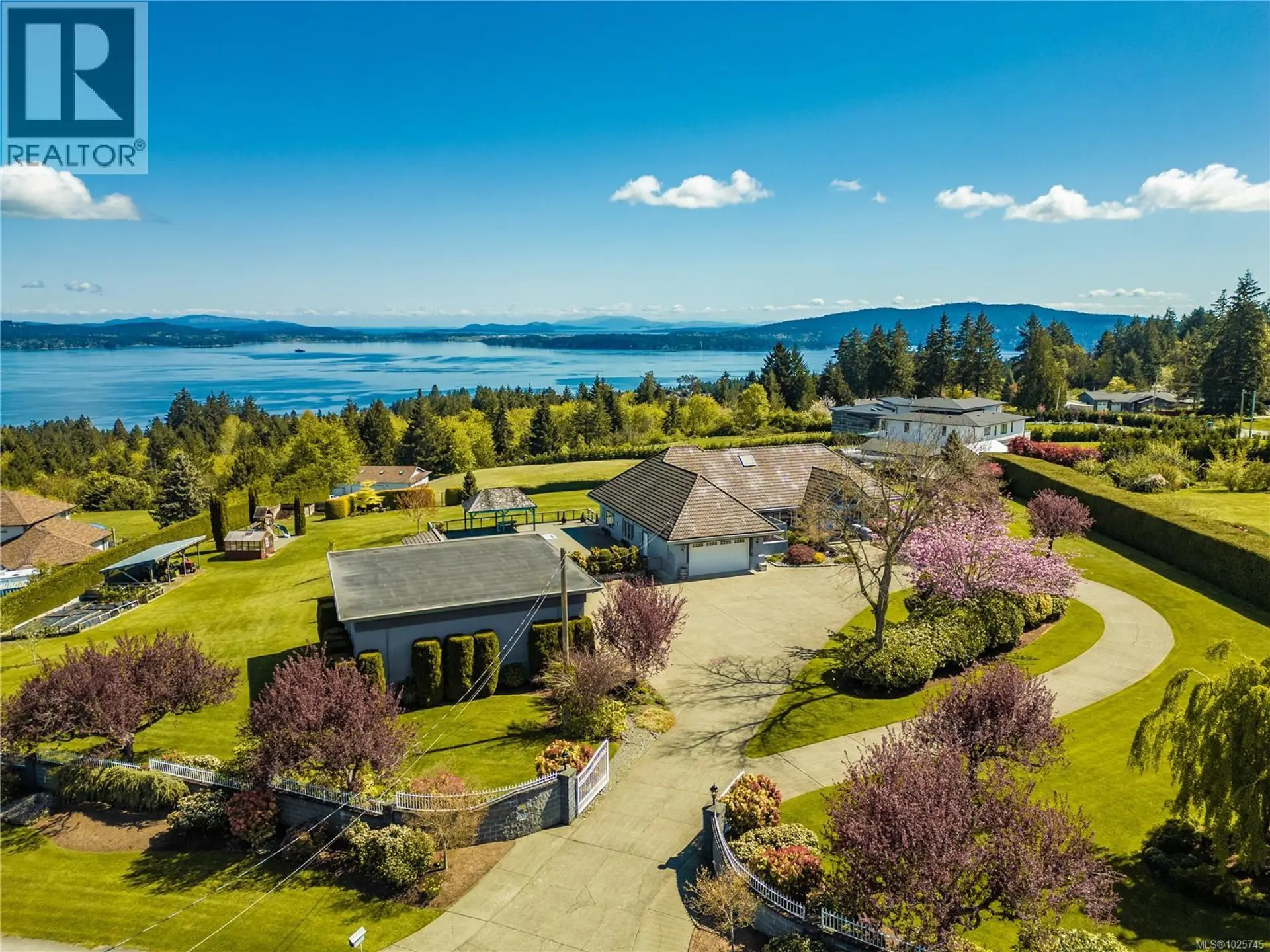 Property at 2321 Boulding Rd, Mill Bay, BC