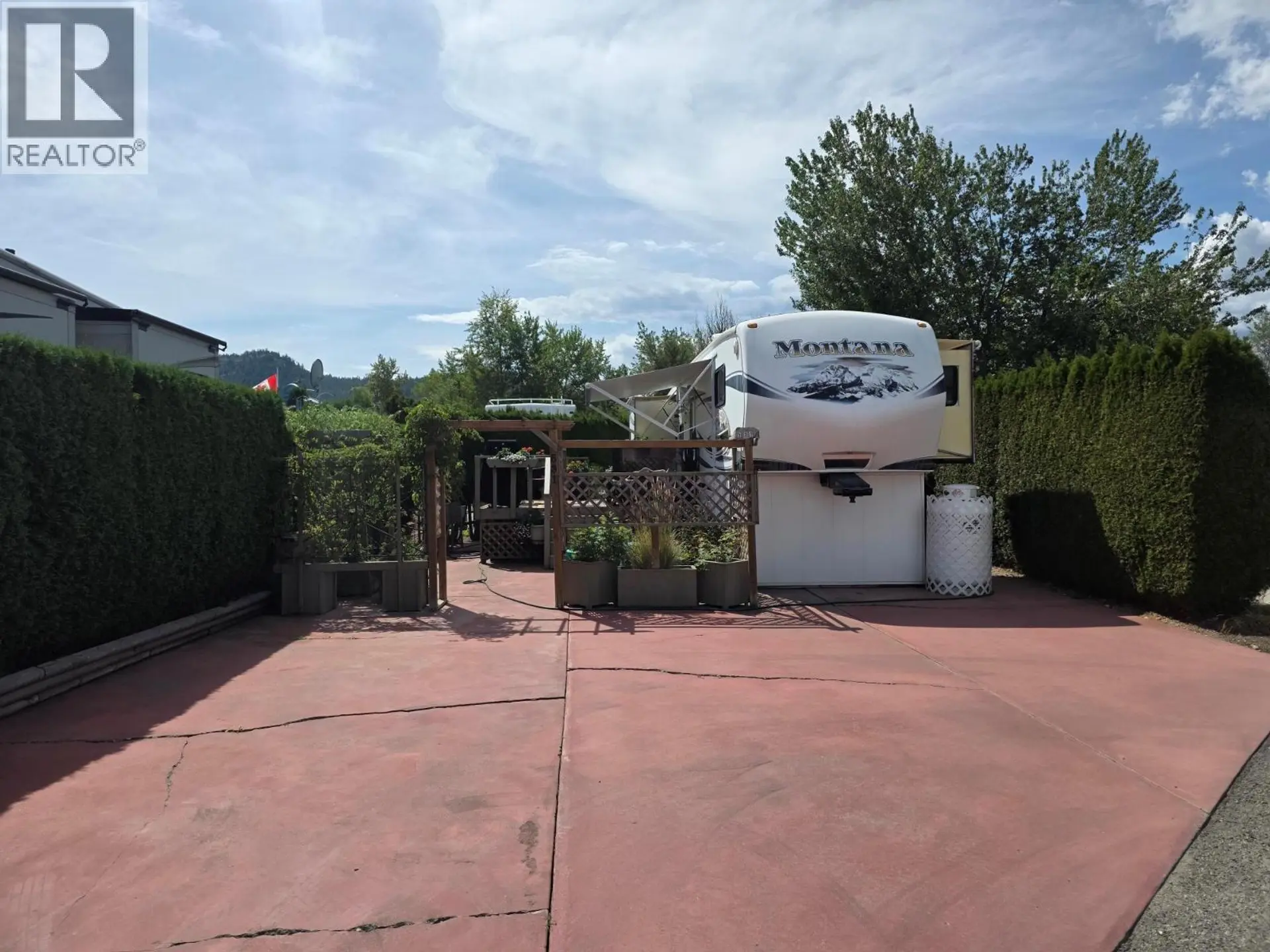 #531 415 Commonwealth Road - Image 1