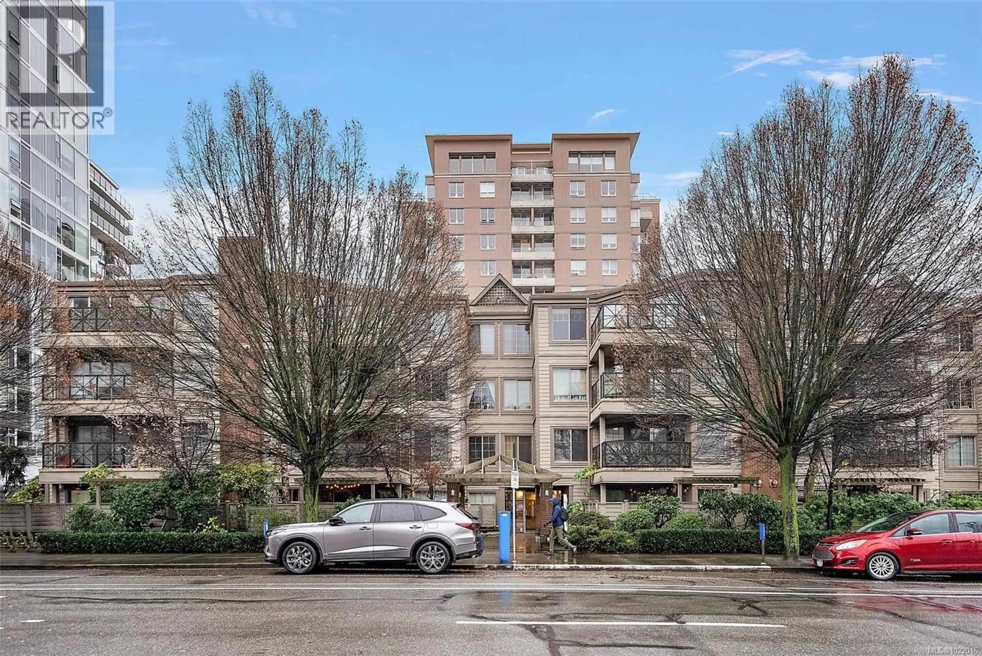 Property at #302 935 JOHNSON ST, Victoria, BC