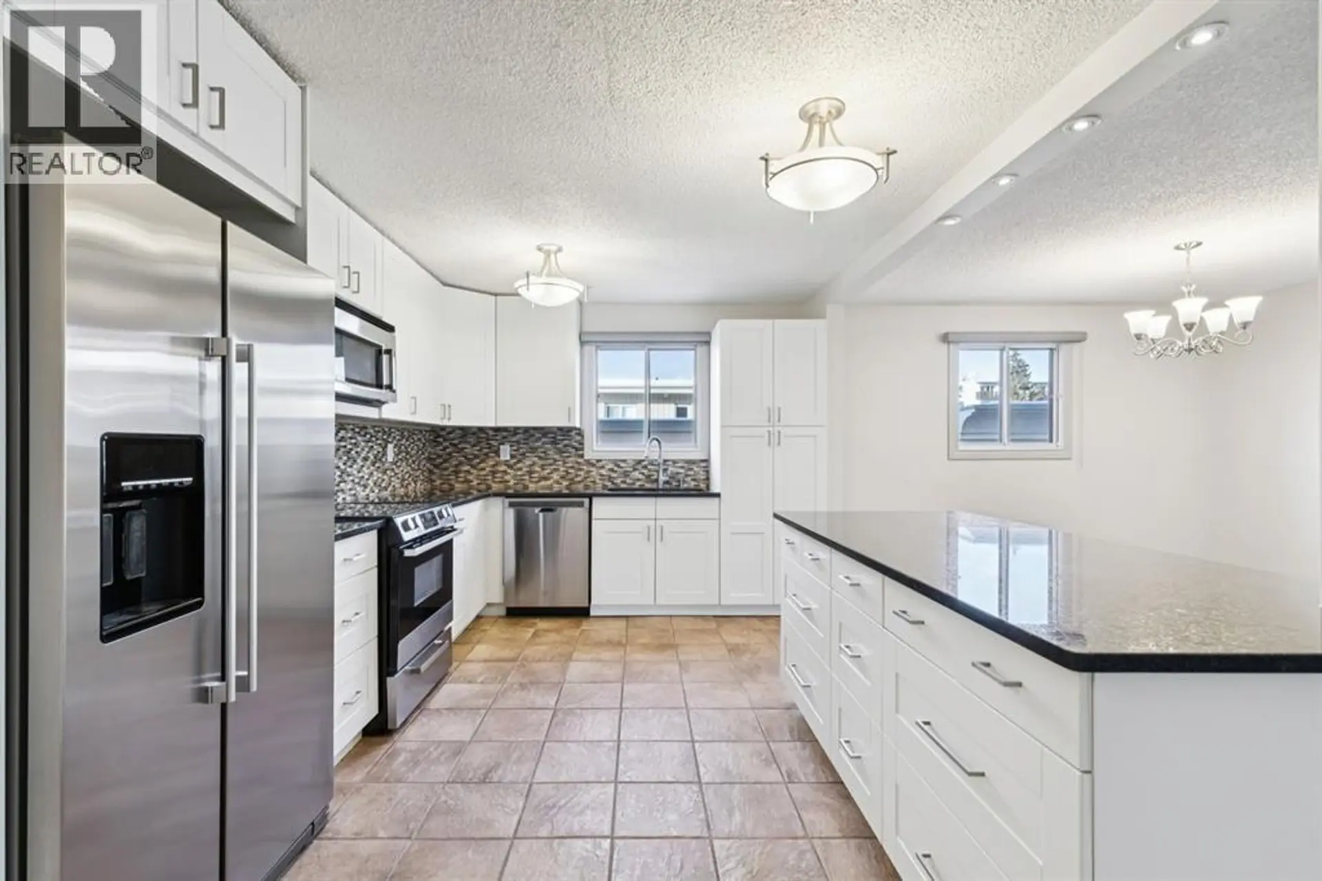 #6 1607 26 AVENUE SW - Image 4