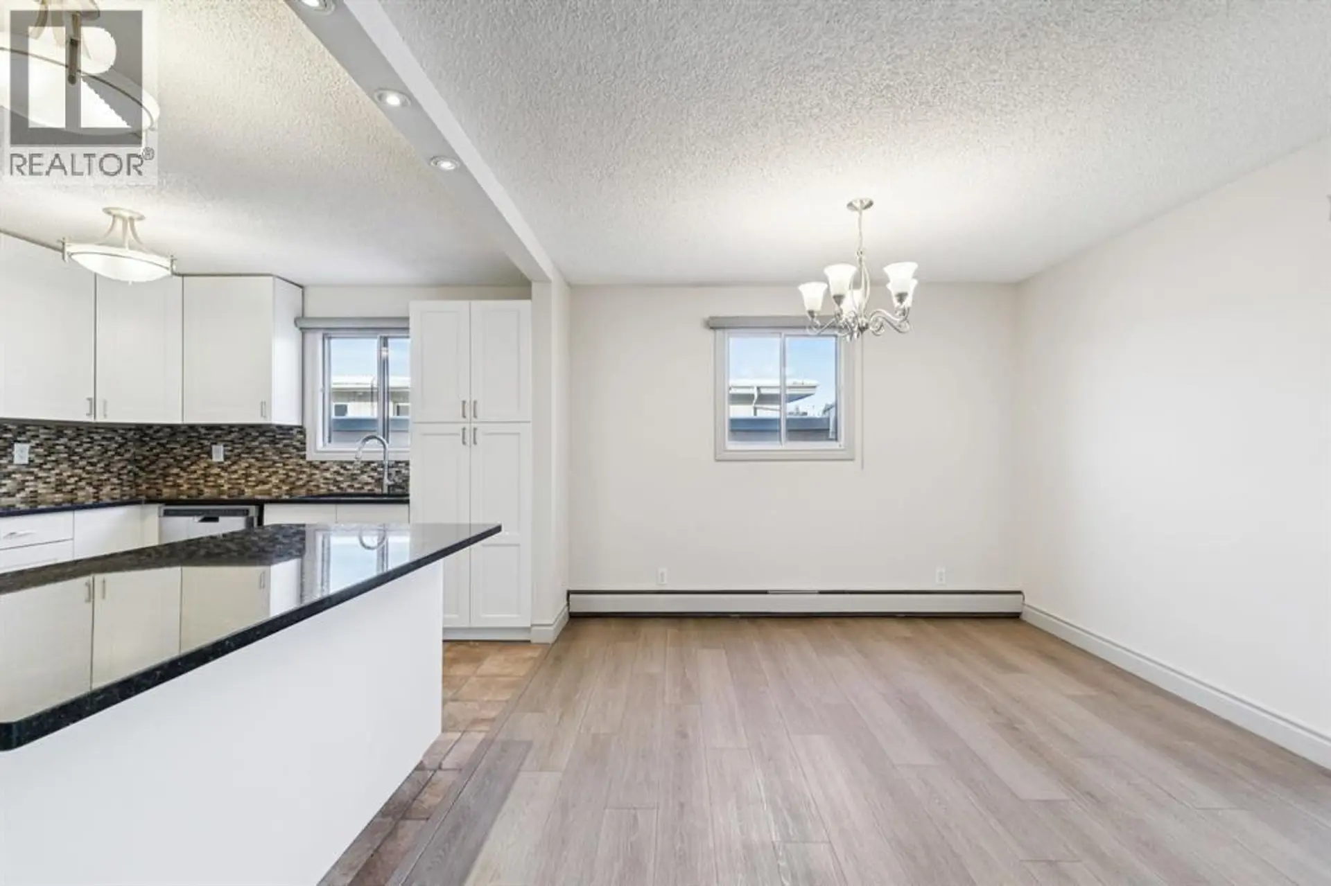 #6 1607 26 AVENUE SW - Image 10