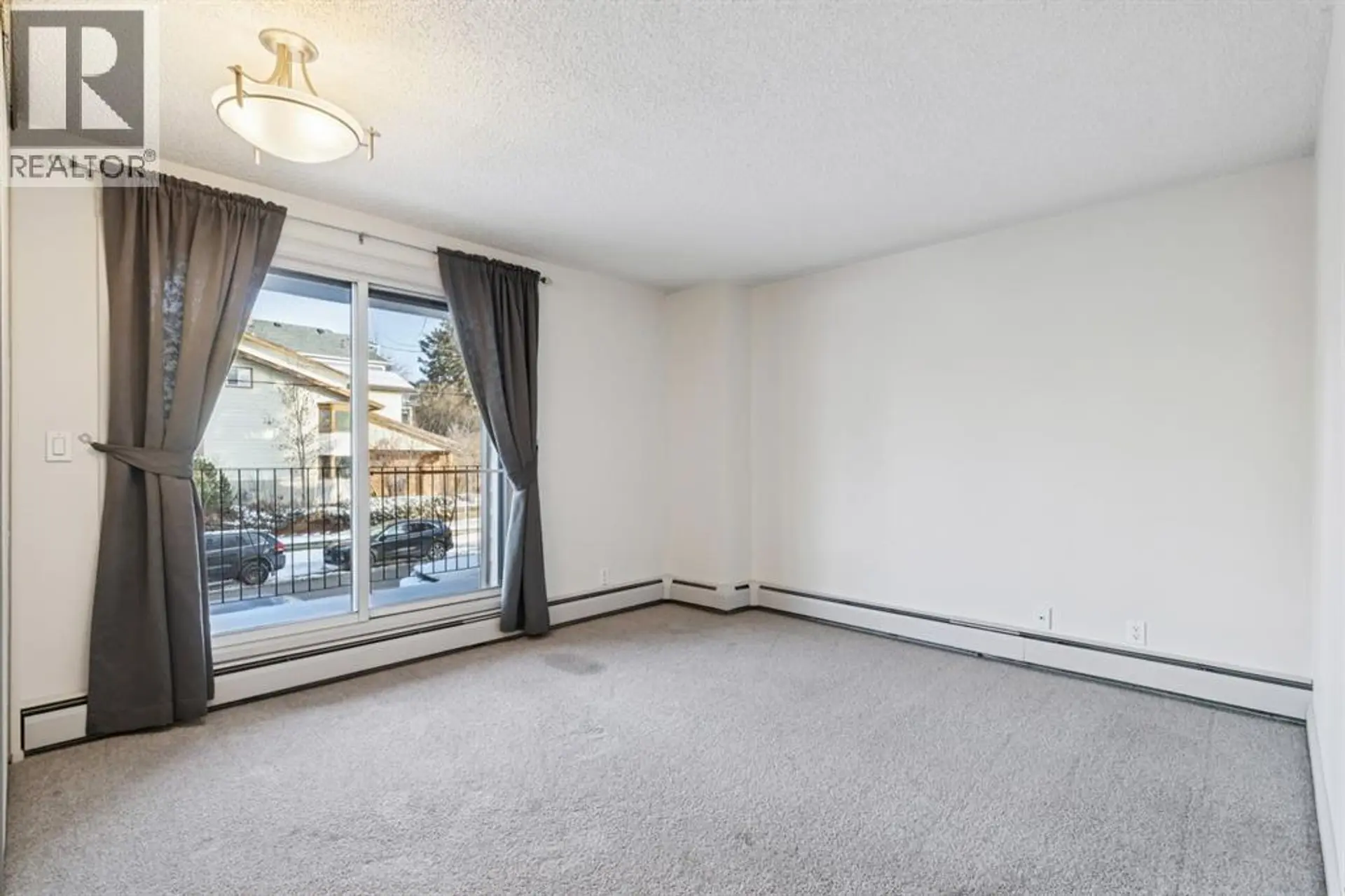 #6 1607 26 AVENUE SW - Image 12