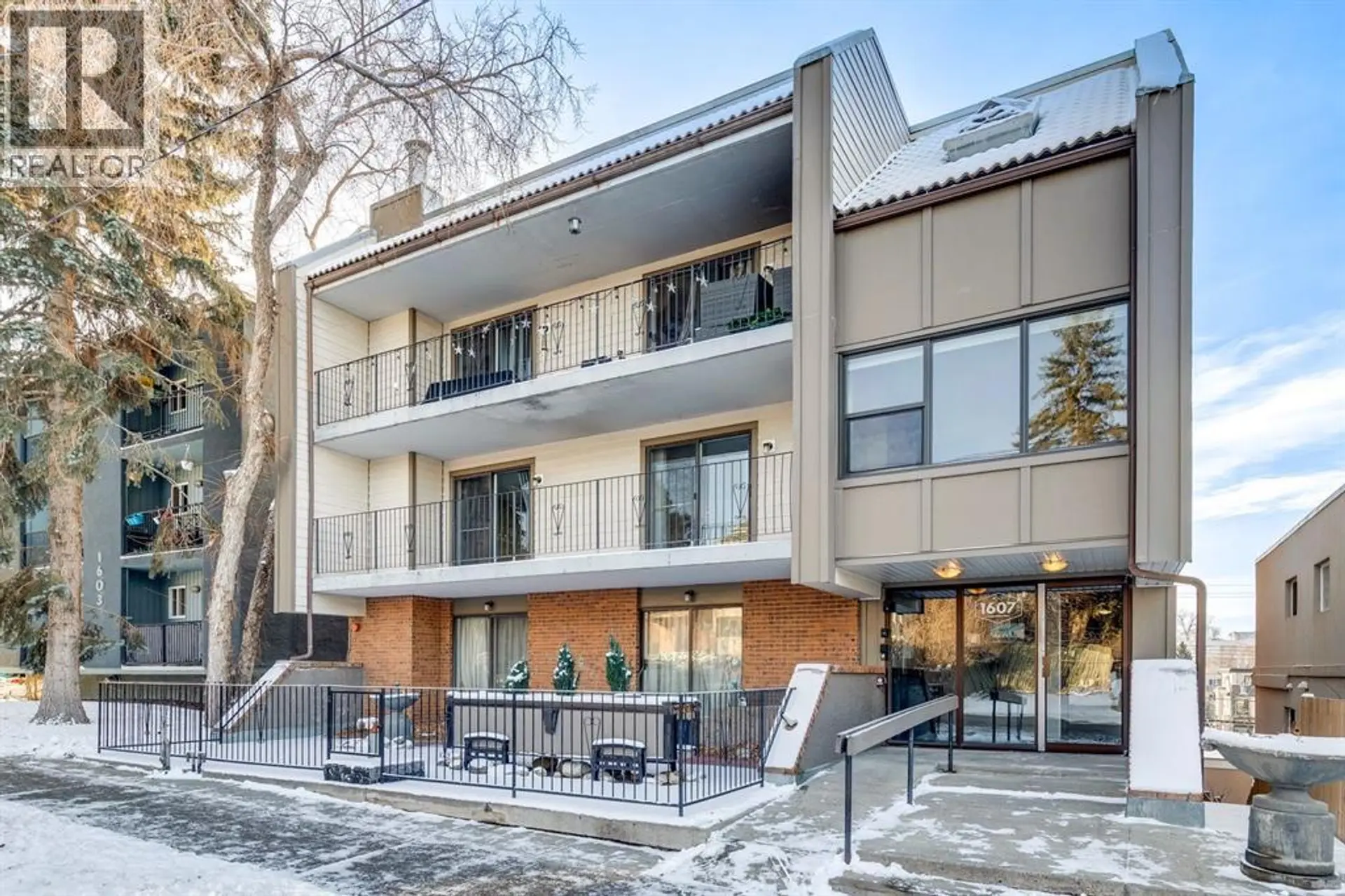 #6 1607 26 AVENUE SW - Image 2