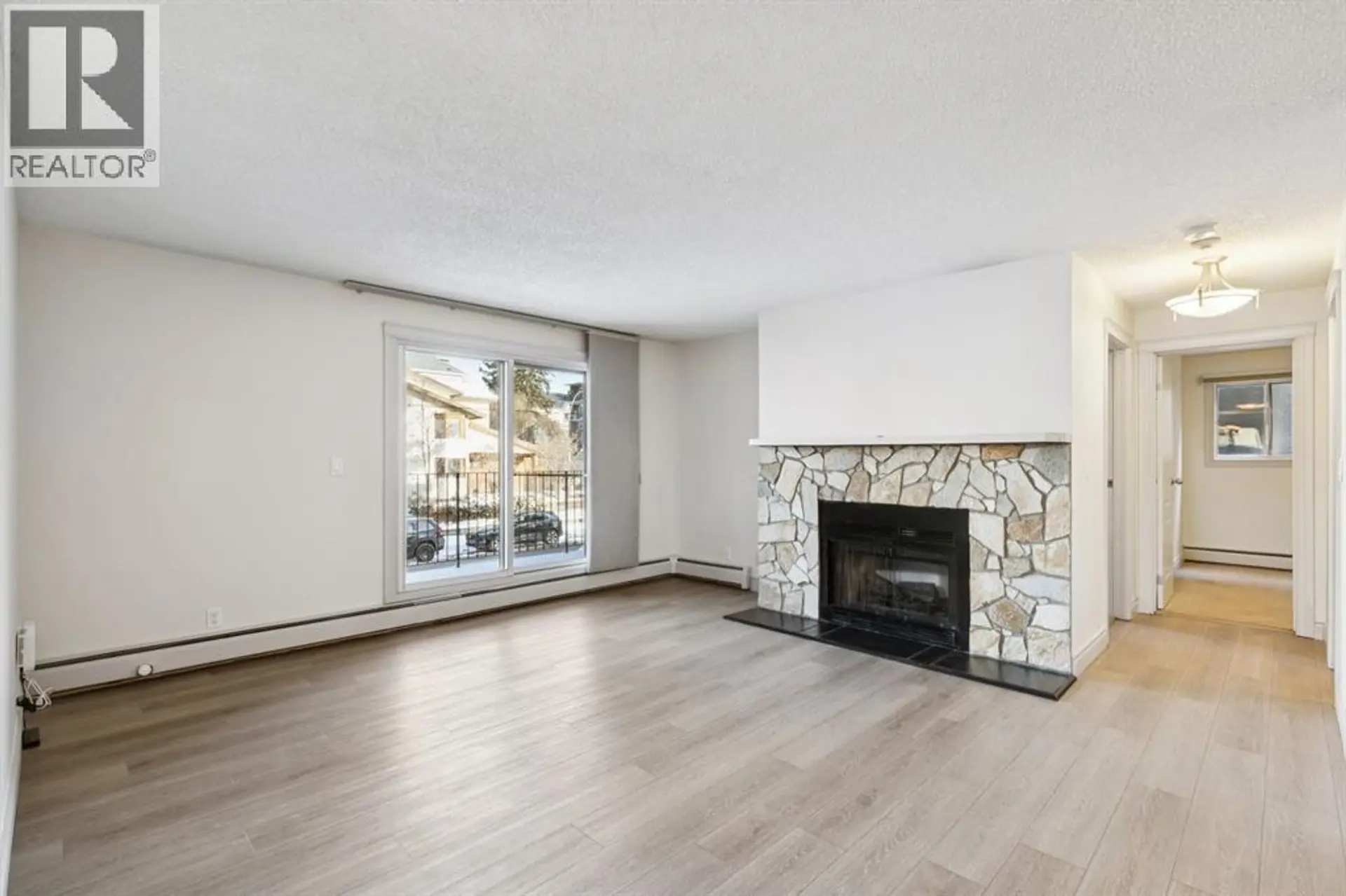 #6 1607 26 AVENUE SW - Image 7