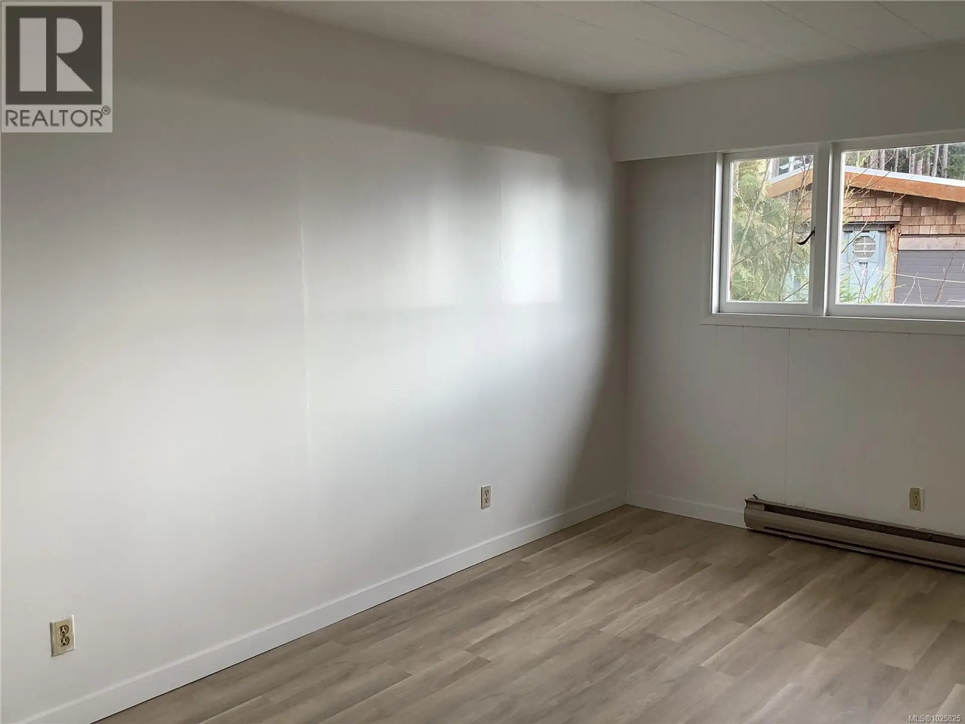 Property at 395 2ND ST, Sointula, BC