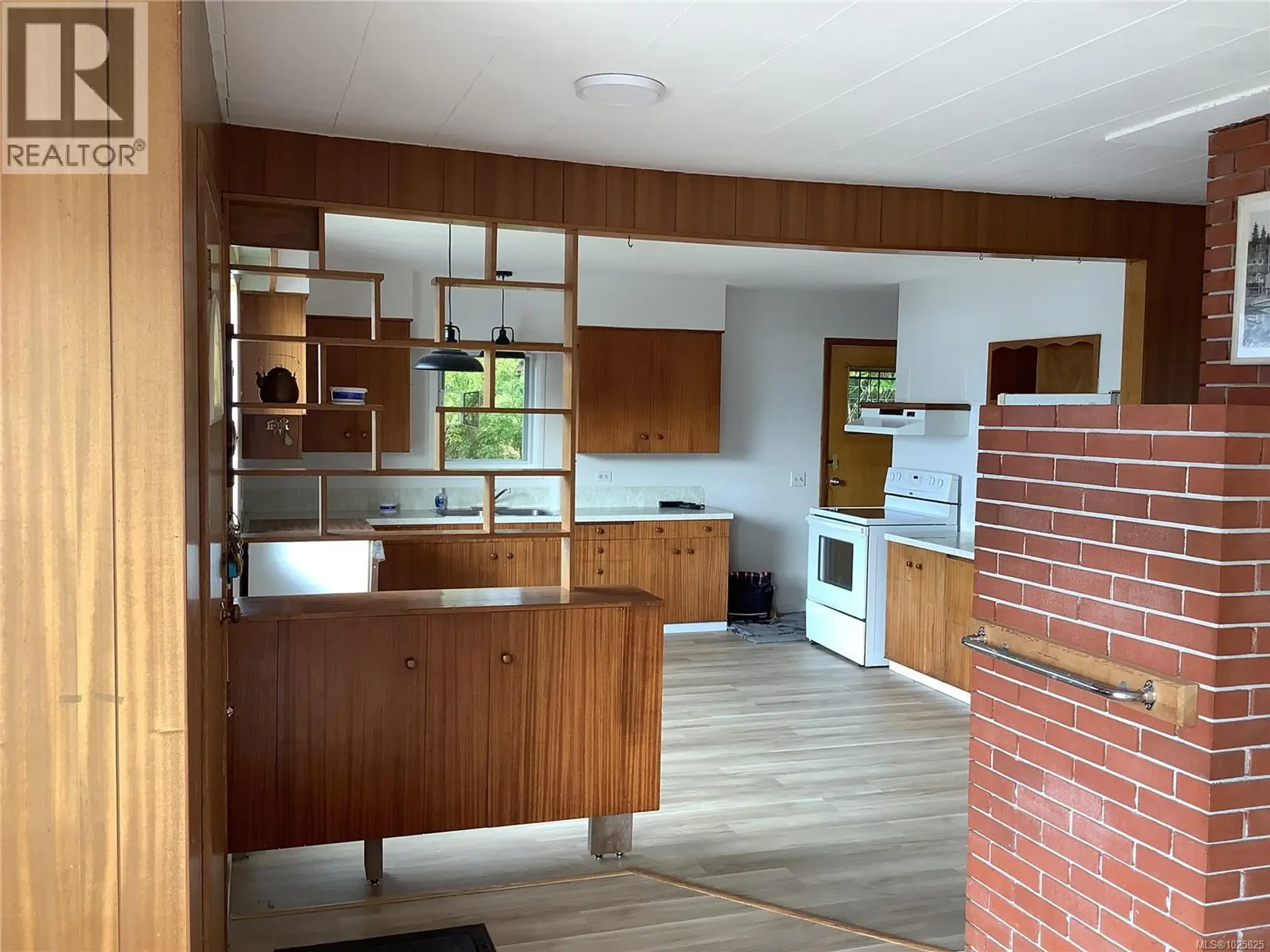 Property at 395 2ND ST, Sointula, BC