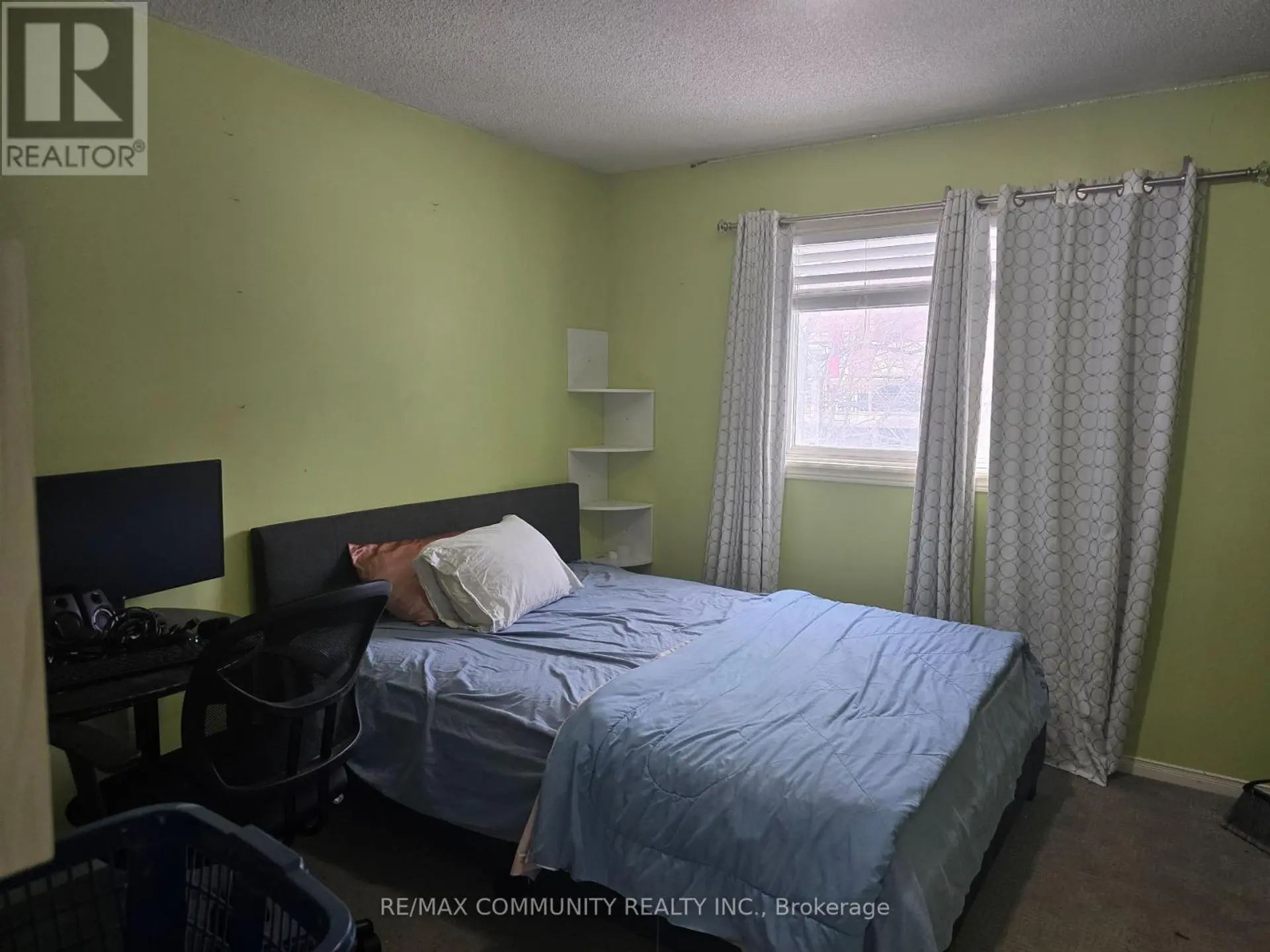 8 CARMICHAEL DRIVE N - Image 12
