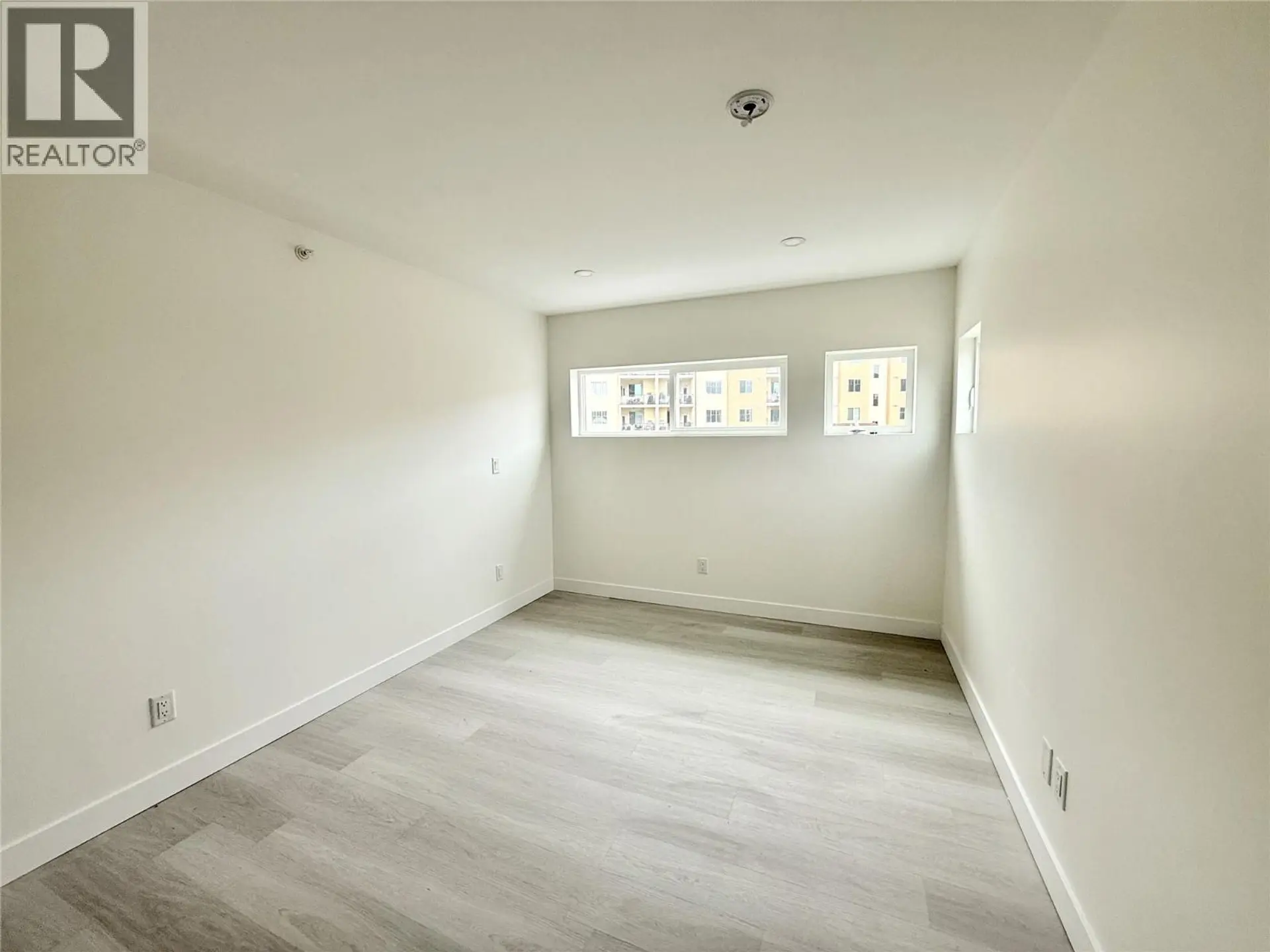 Property at #204 937 SPILLWAY ROAD, Oliver, BC