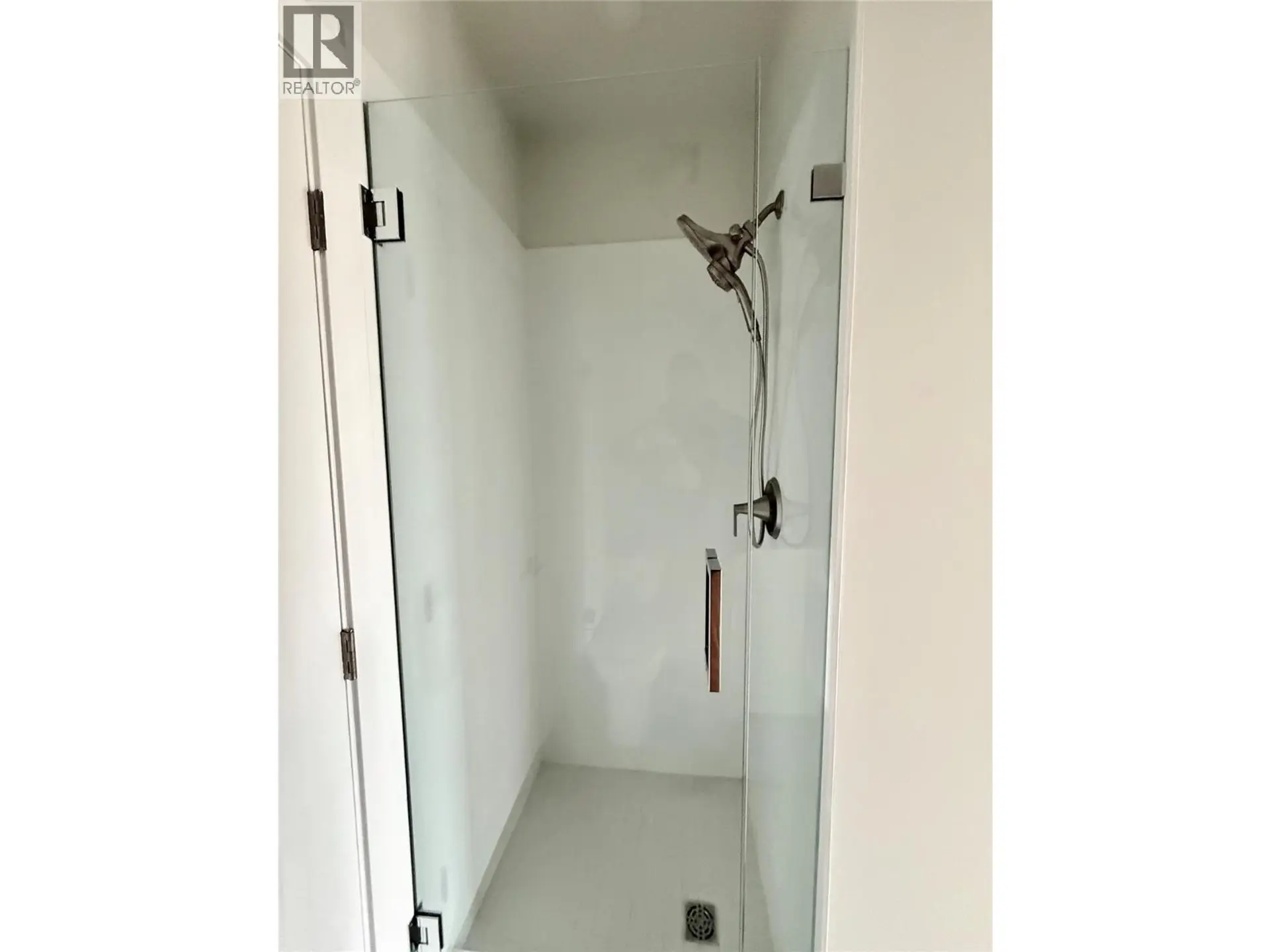 Property at #104 937 SPILLWAY ROAD, Oliver, BC