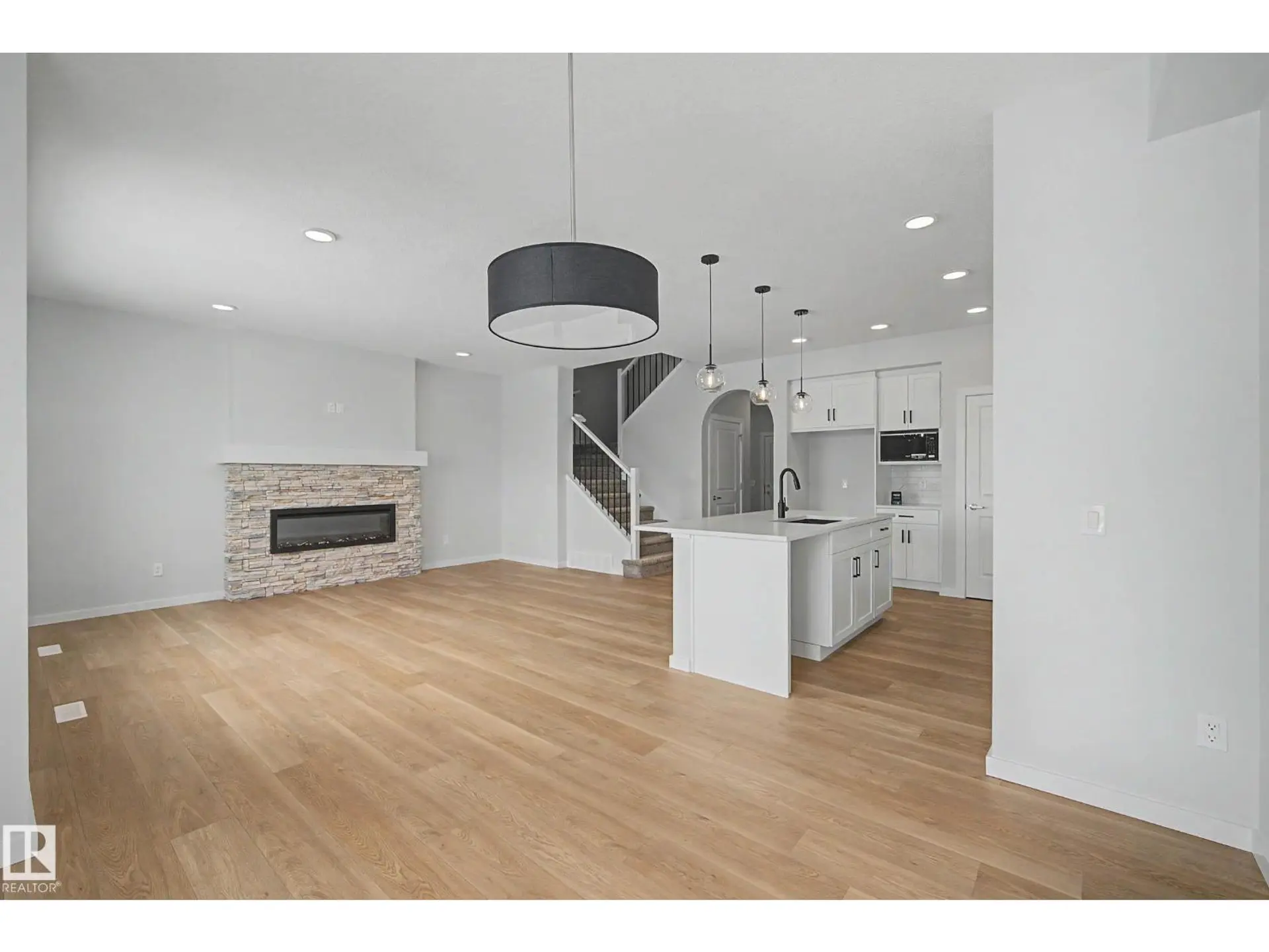 5433 HAWTHORN RUN SW - Image 2