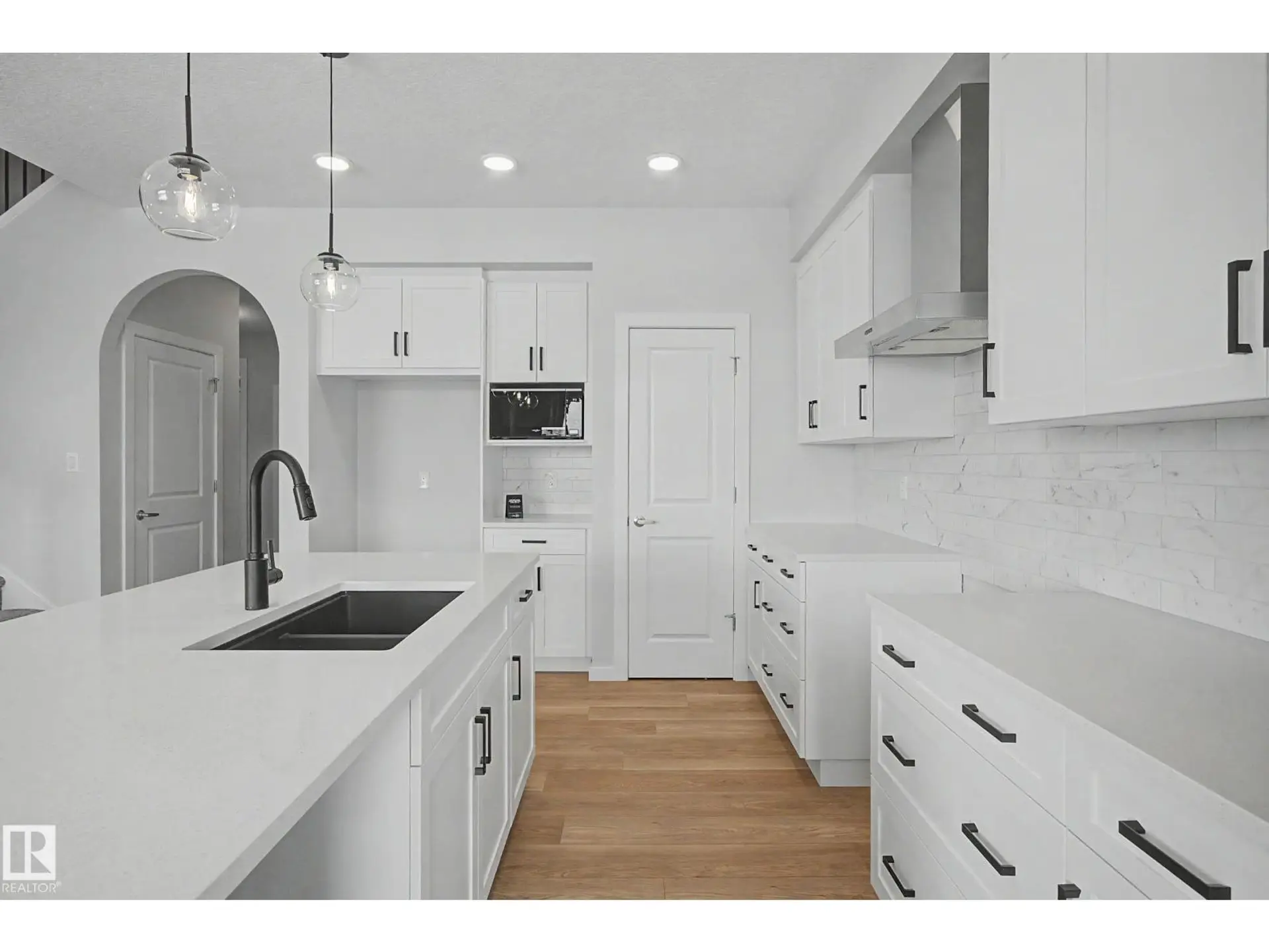 5433 HAWTHORN RUN SW - Image 7