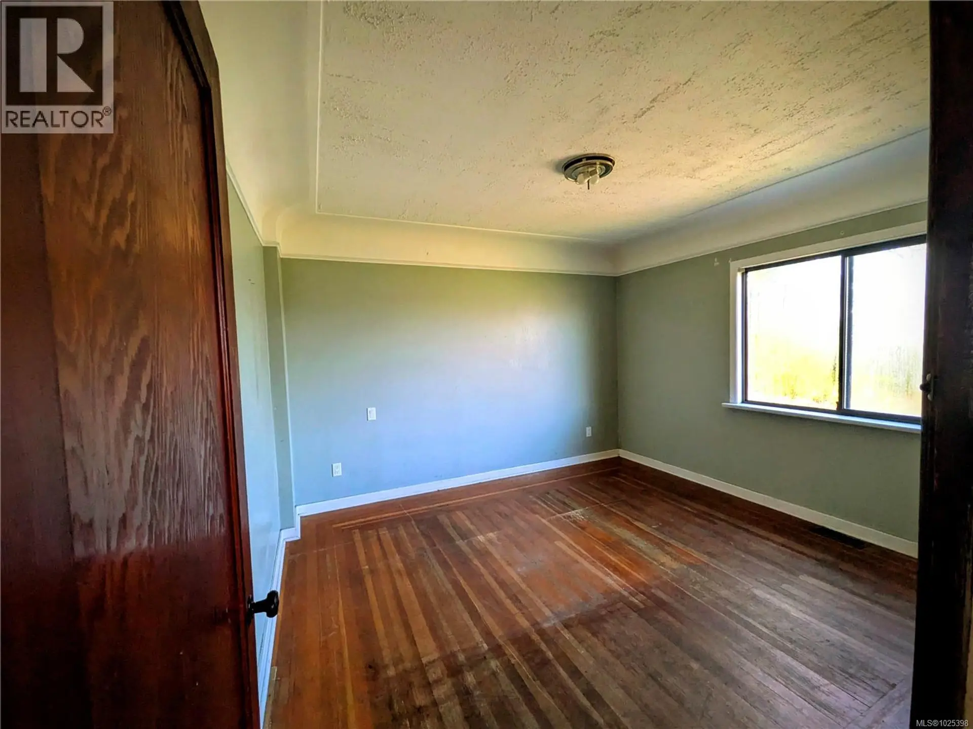 Property at 3661 CRAIGMILLAR AVE, Saanich, BC