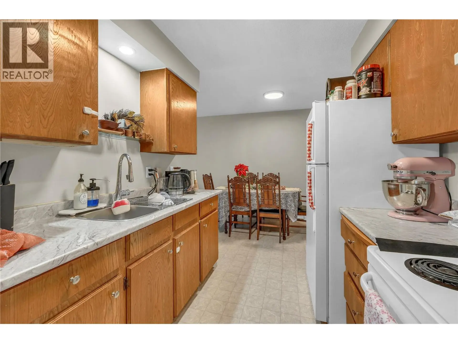 Property at 328 NANAIMO AVENUE W, Penticton, BC