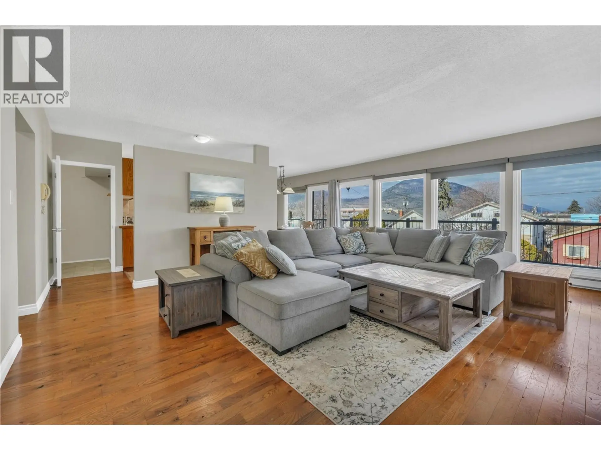 Property at 328 NANAIMO AVENUE W, Penticton, BC