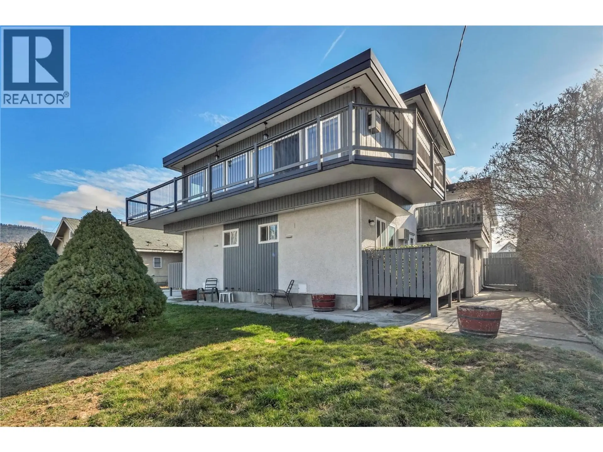 Property at 328 NANAIMO AVENUE W, Penticton, BC