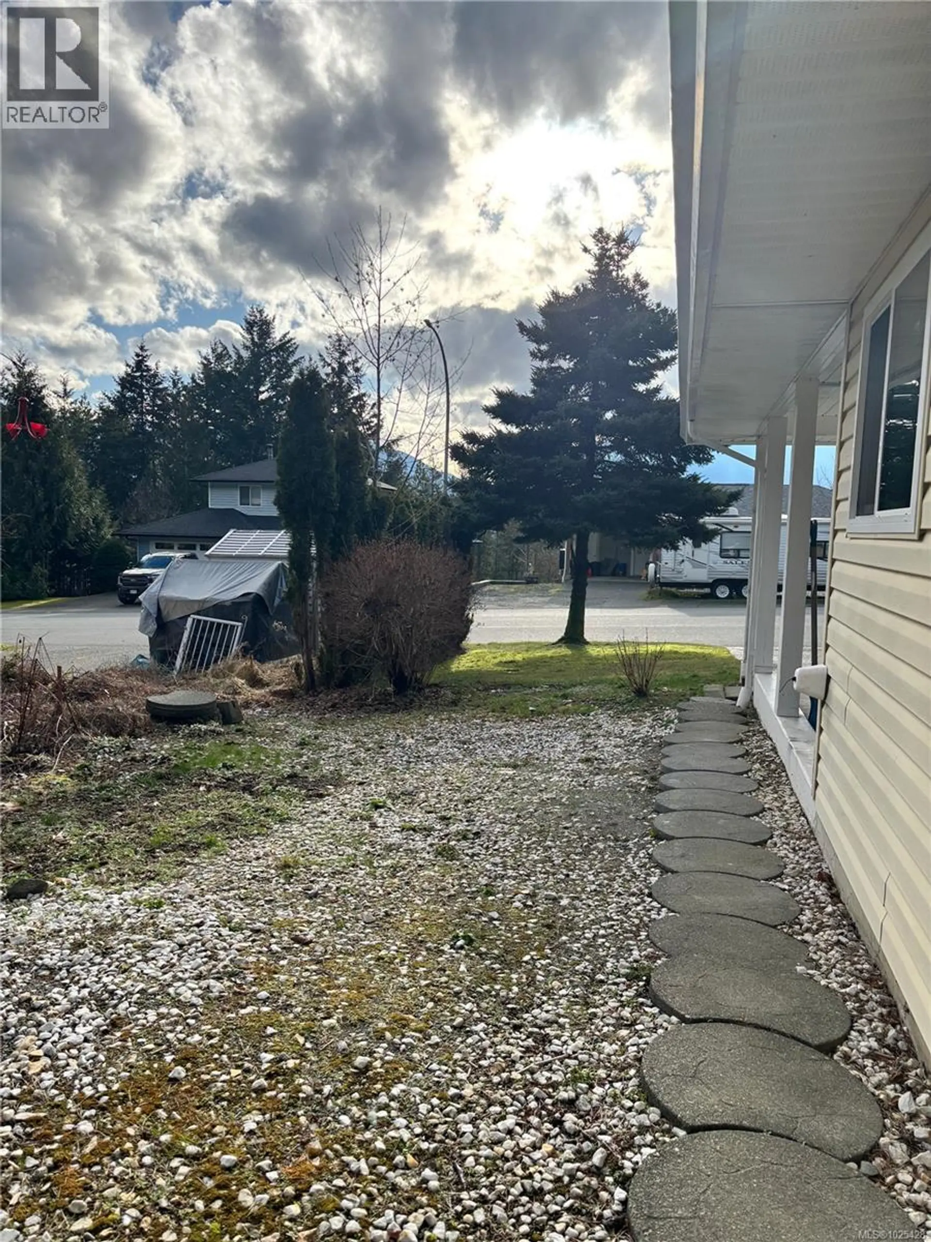 Property at 419 DONNER DR, Gold River, BC