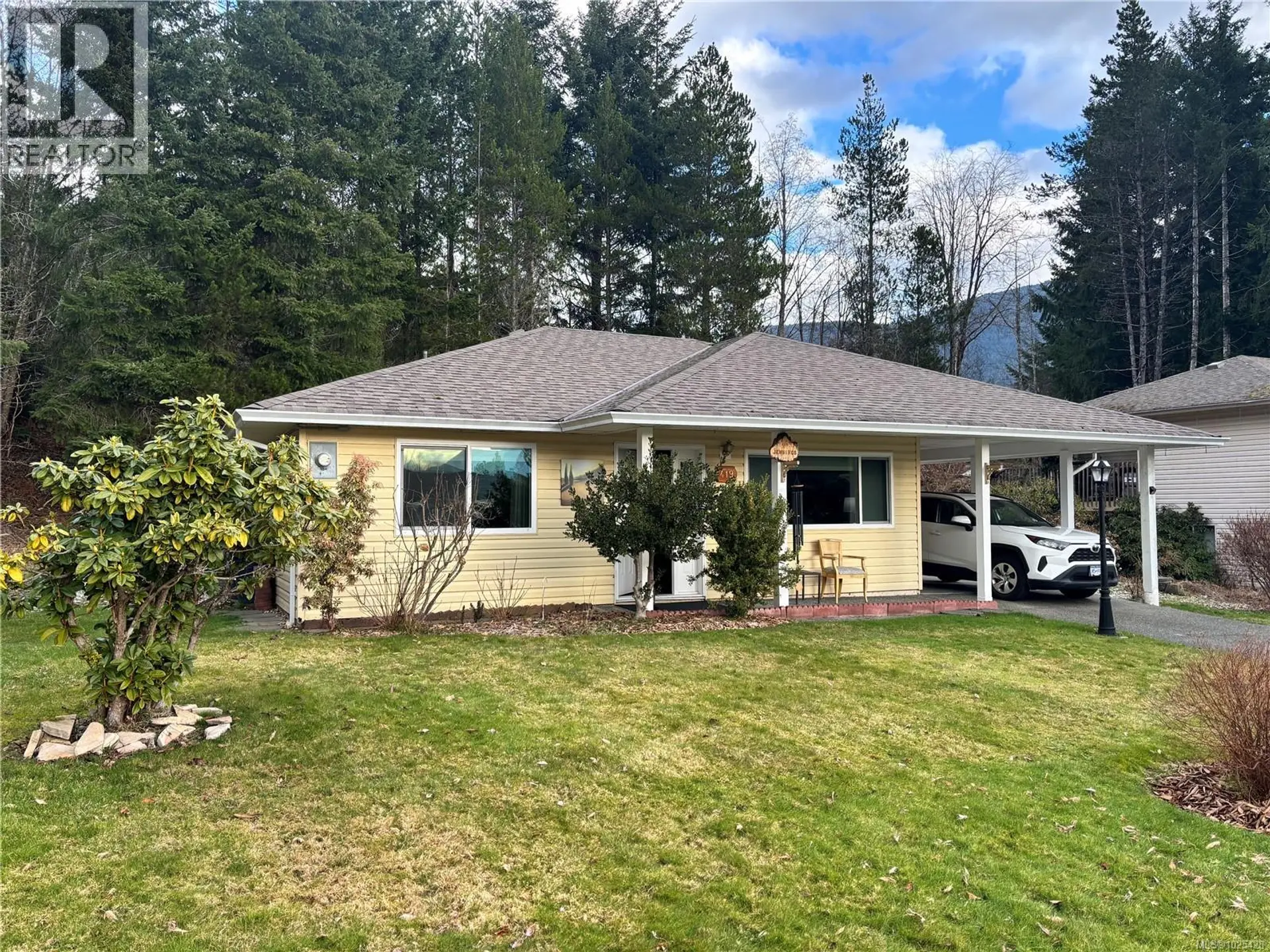 Property at 419 DONNER DR, Gold River, BC