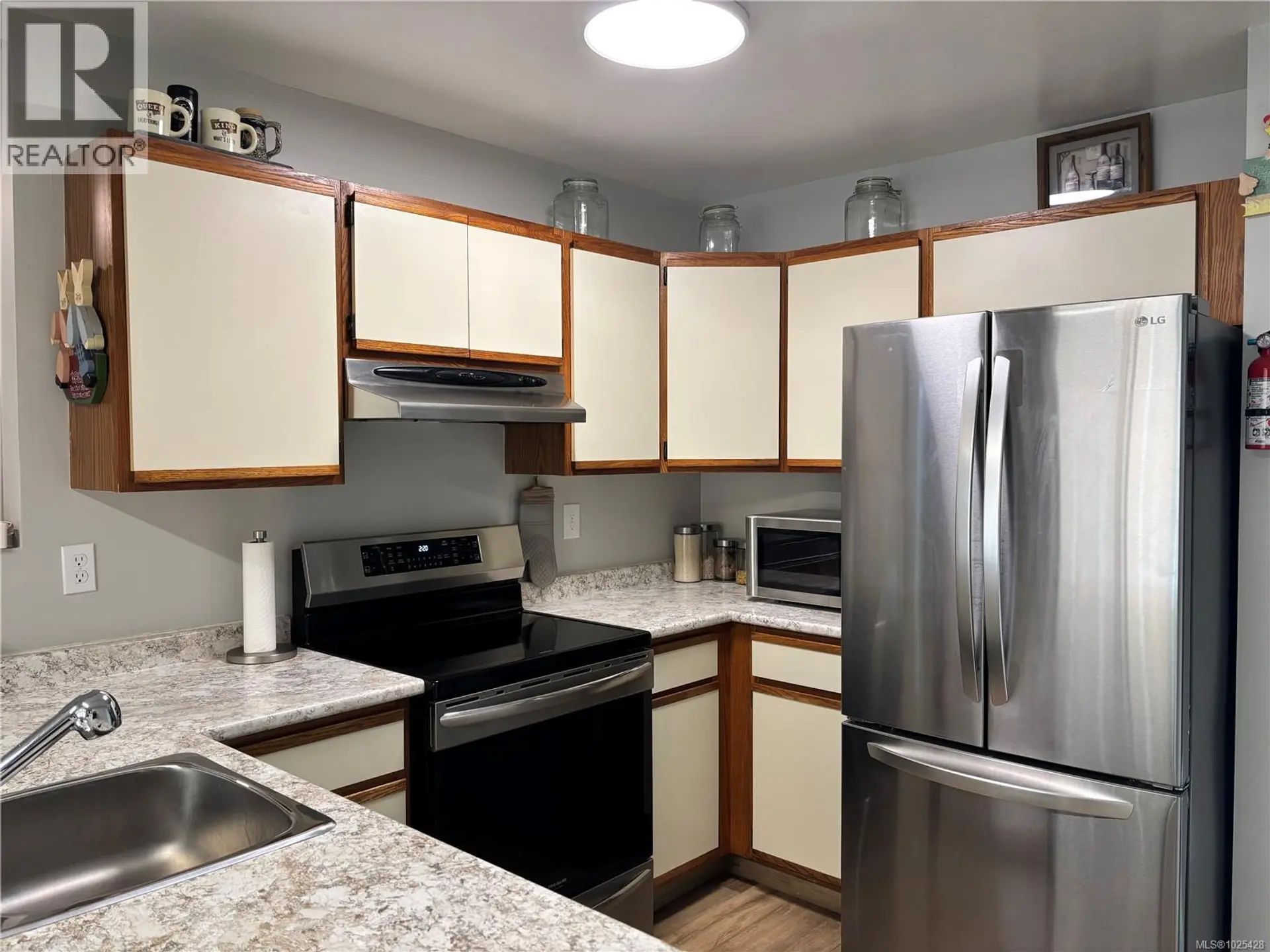 Property at 419 DONNER DR, Gold River, BC