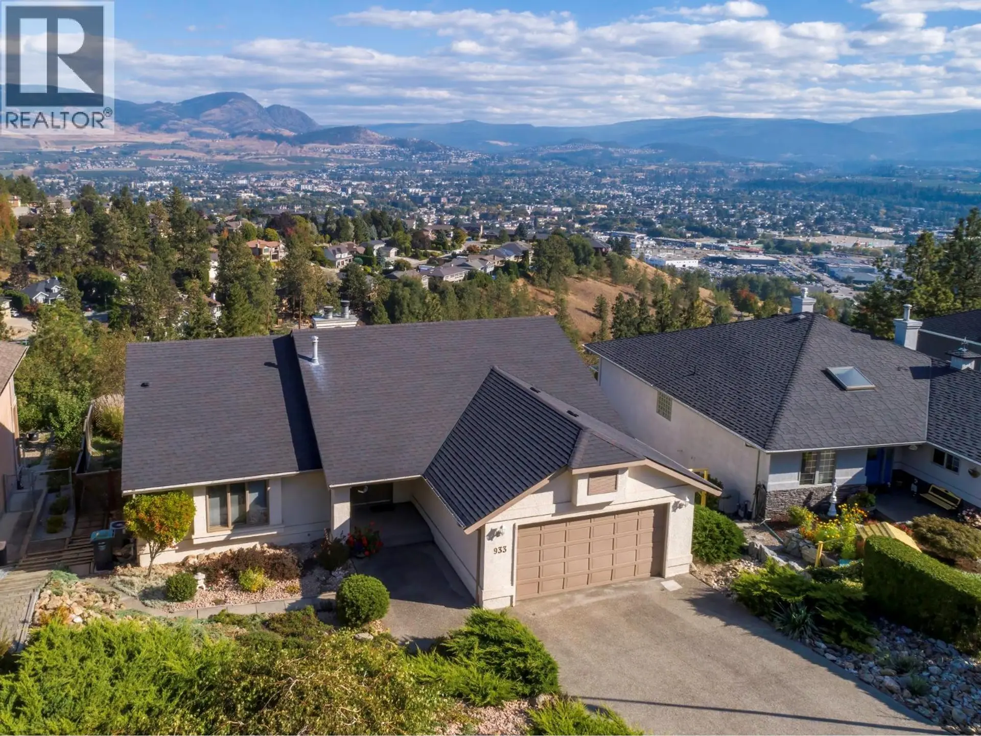 Property at 933 Purcell Drive, Kelowna, BC
