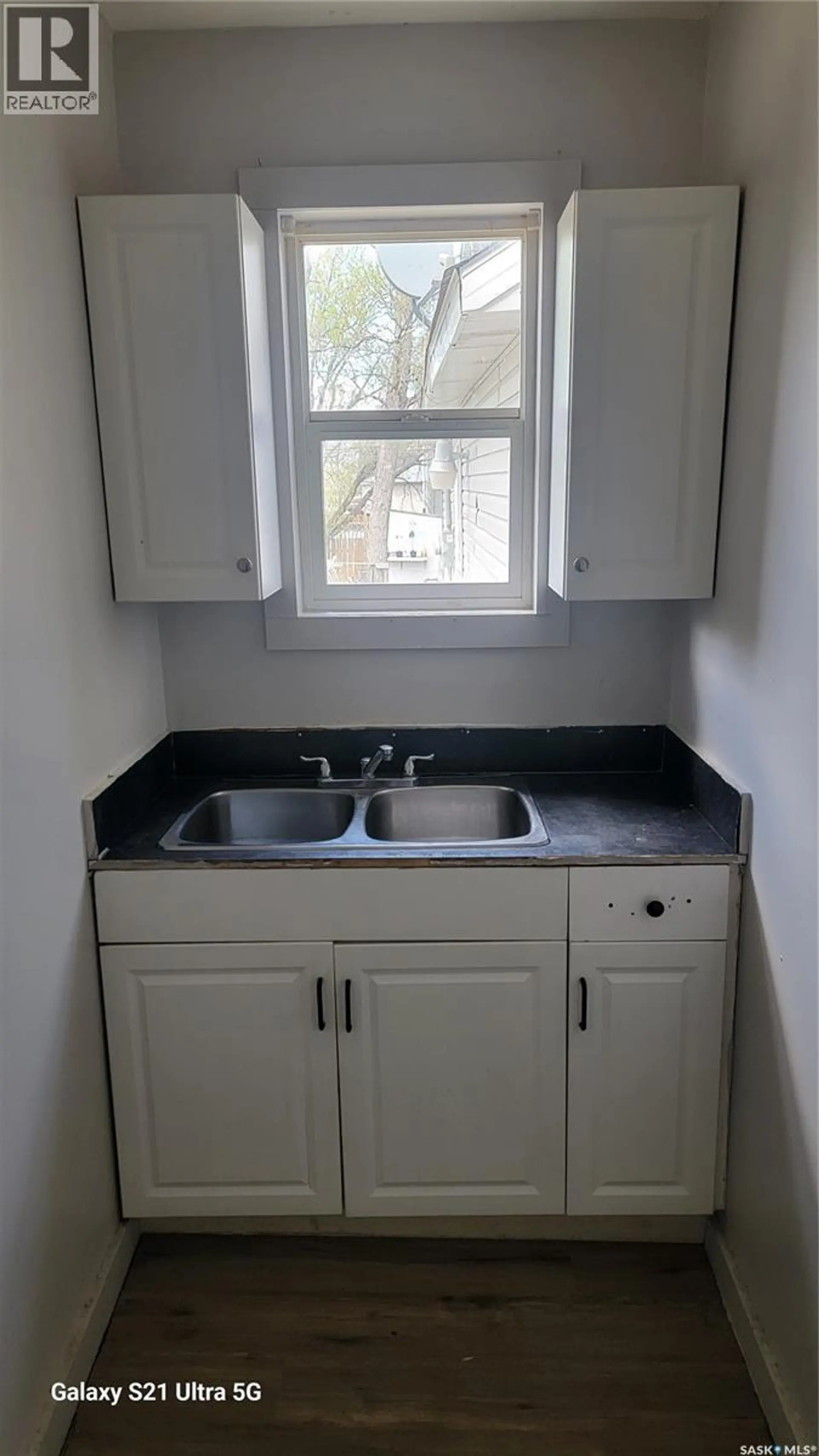 1154 ATHOL STREET - Image 10